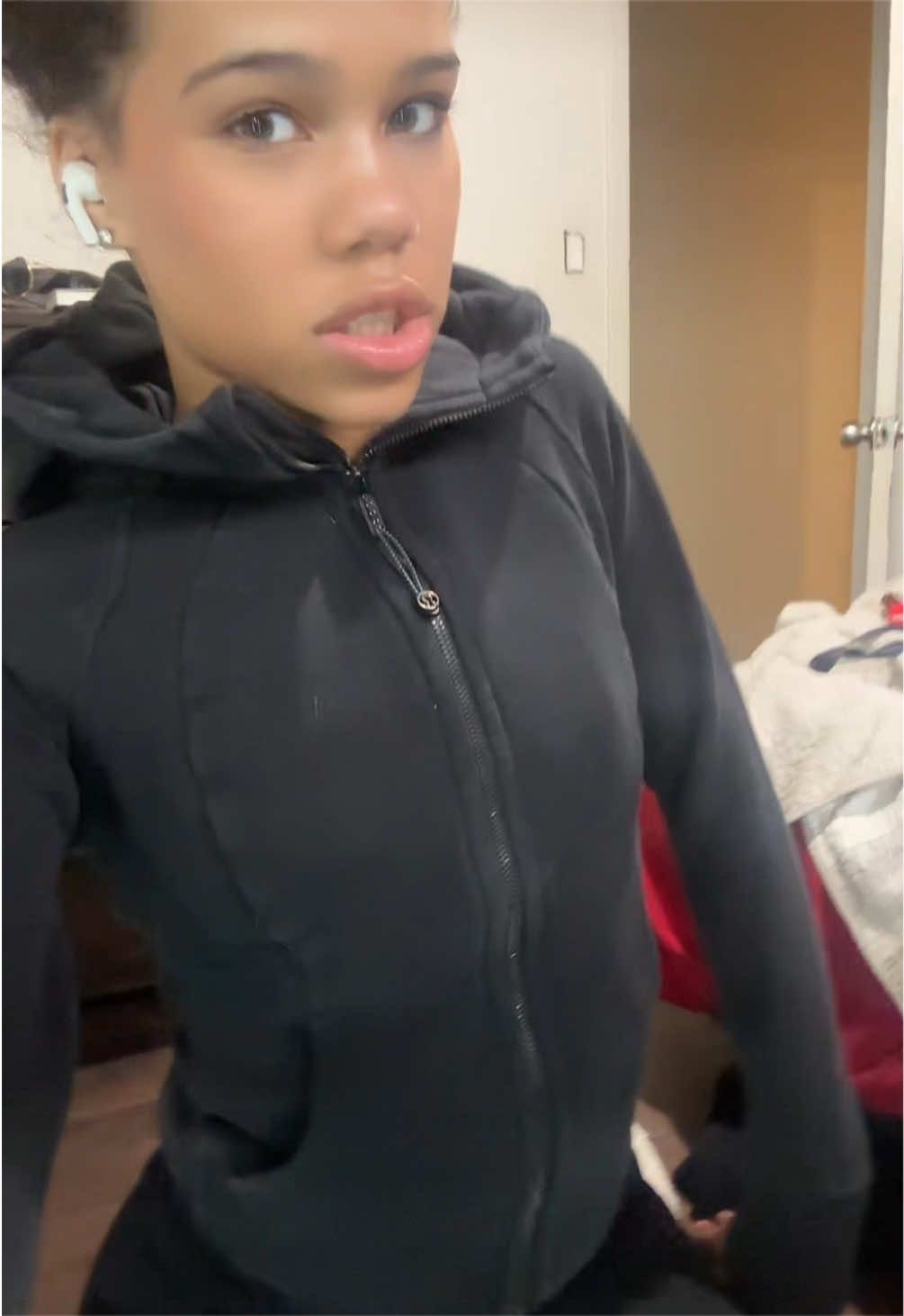 @𝒯𝒶𝓁𝒾𝒶 𝑀𝒶𝓇𝓉𝒾𝓃𝑒𝓏