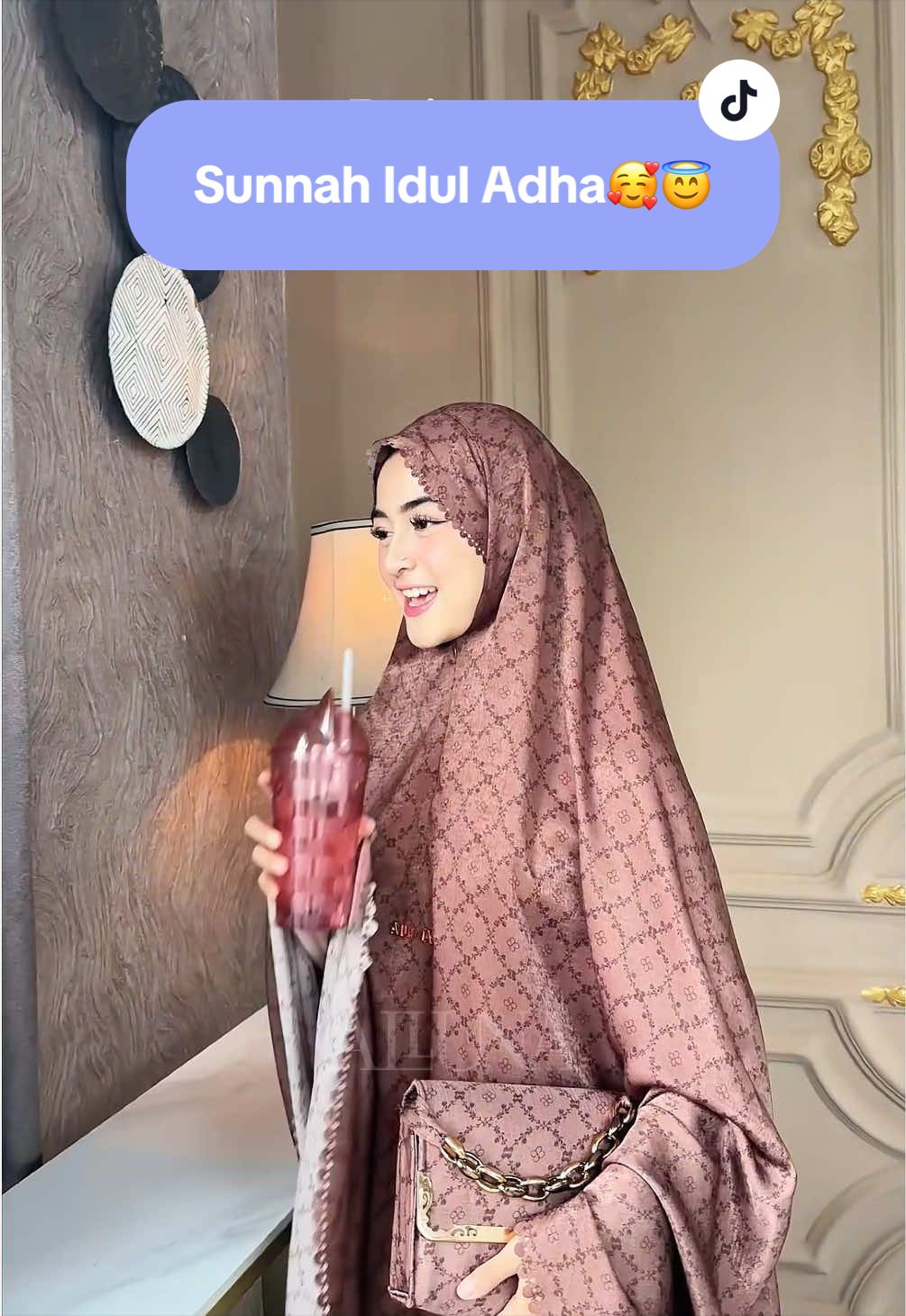 @Alluna