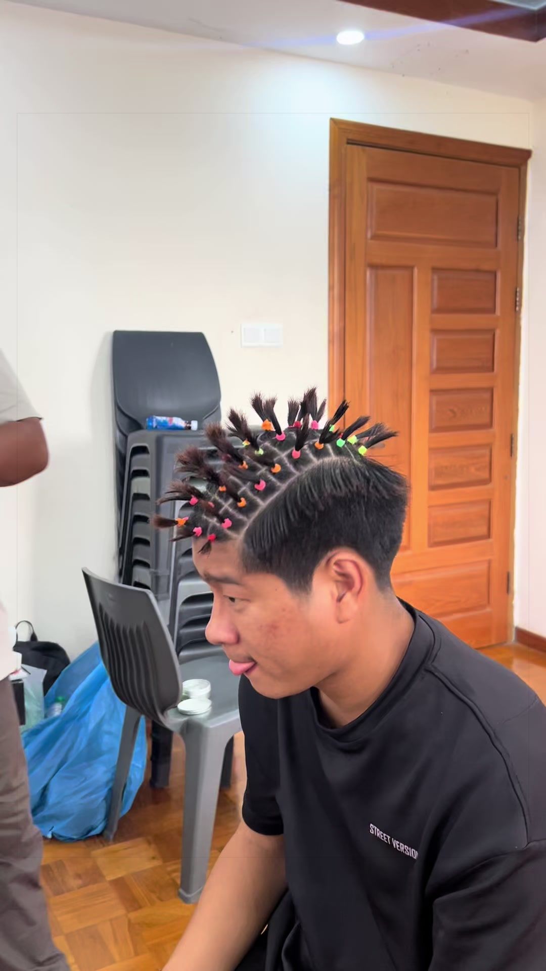 @Thar Lay (Hair stylist)