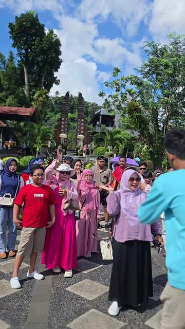 @AnikGuideBali