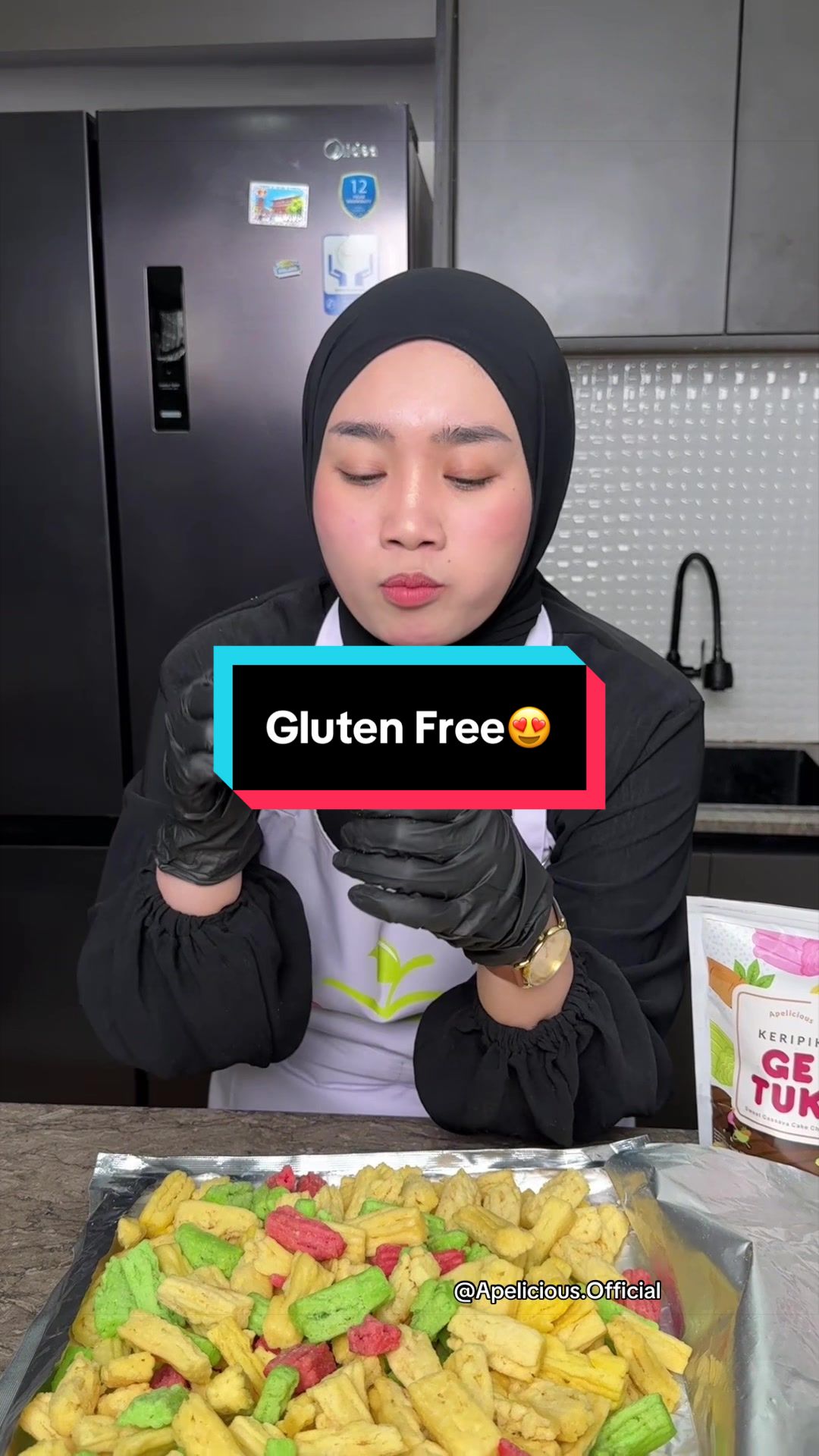 @APELICIOUS OFFICIAL