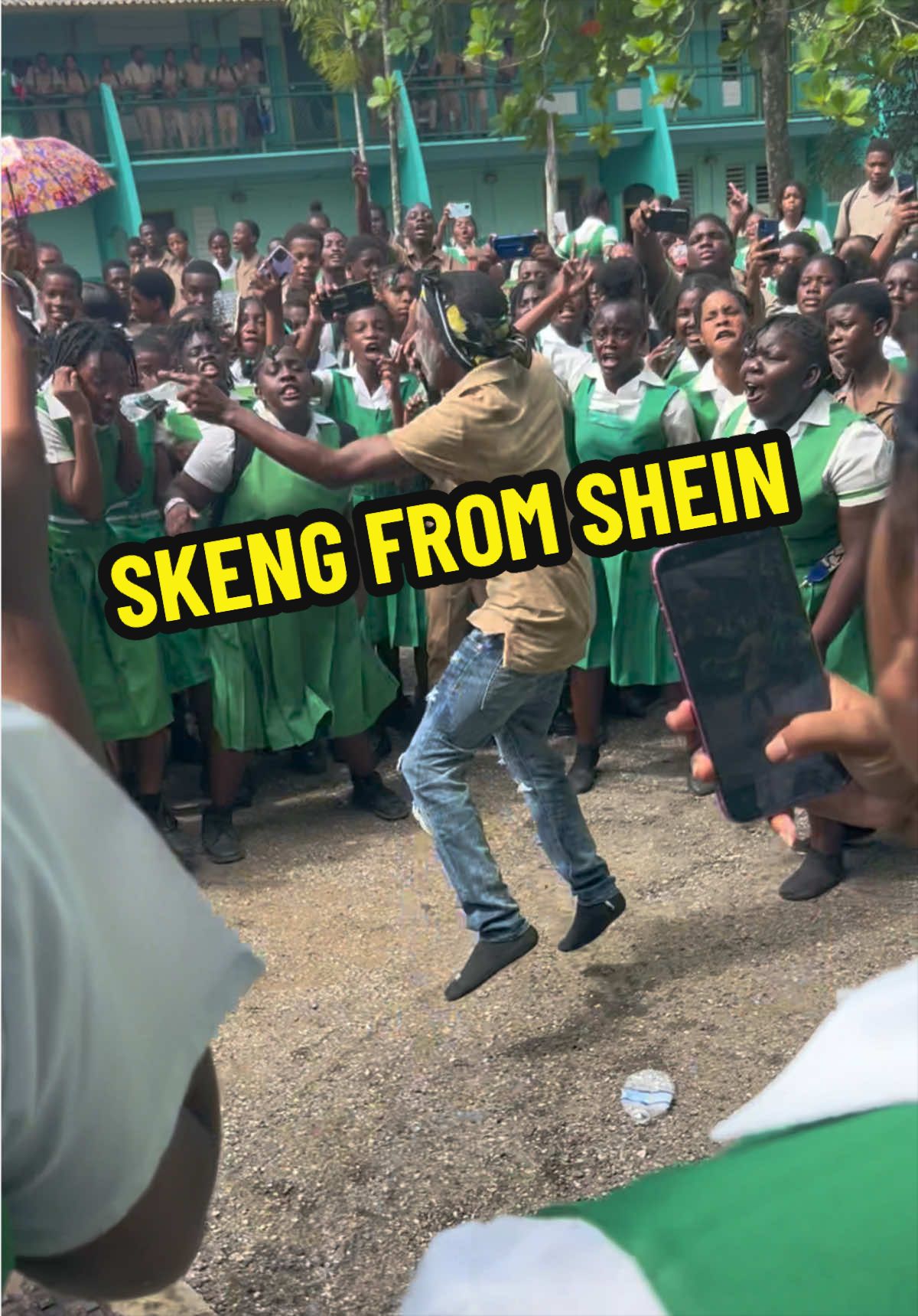 @🇯🇲 ᴍͥɪsᴛᴇͣʀͫ ᴄ 👨🏽🏫