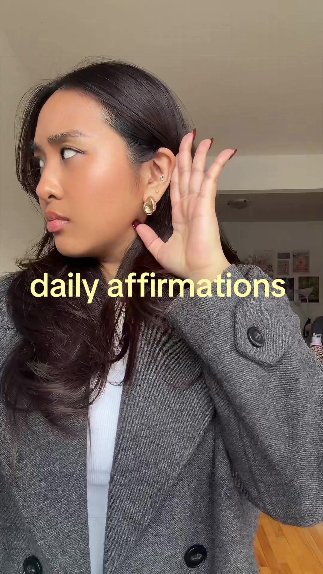 @JULIA QUYNH