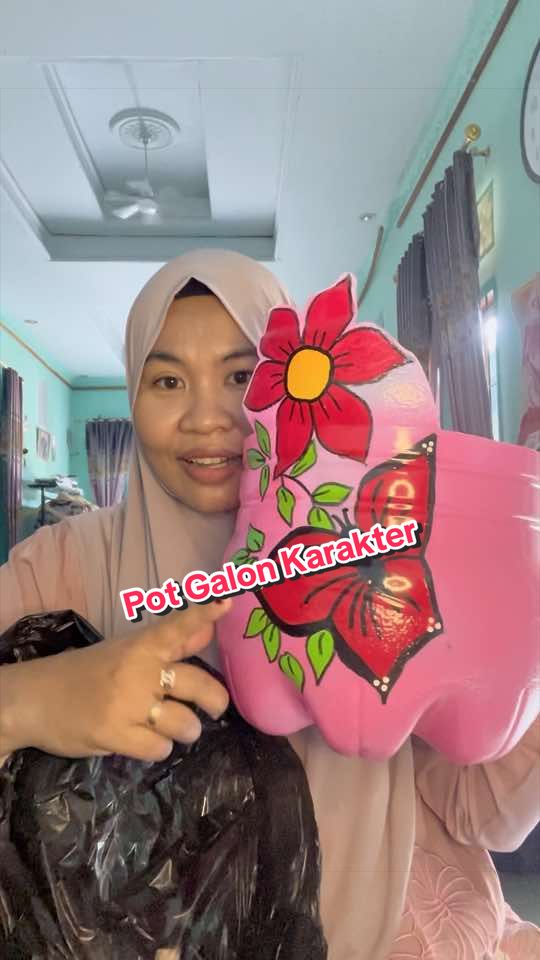 @MAMI KINZIE