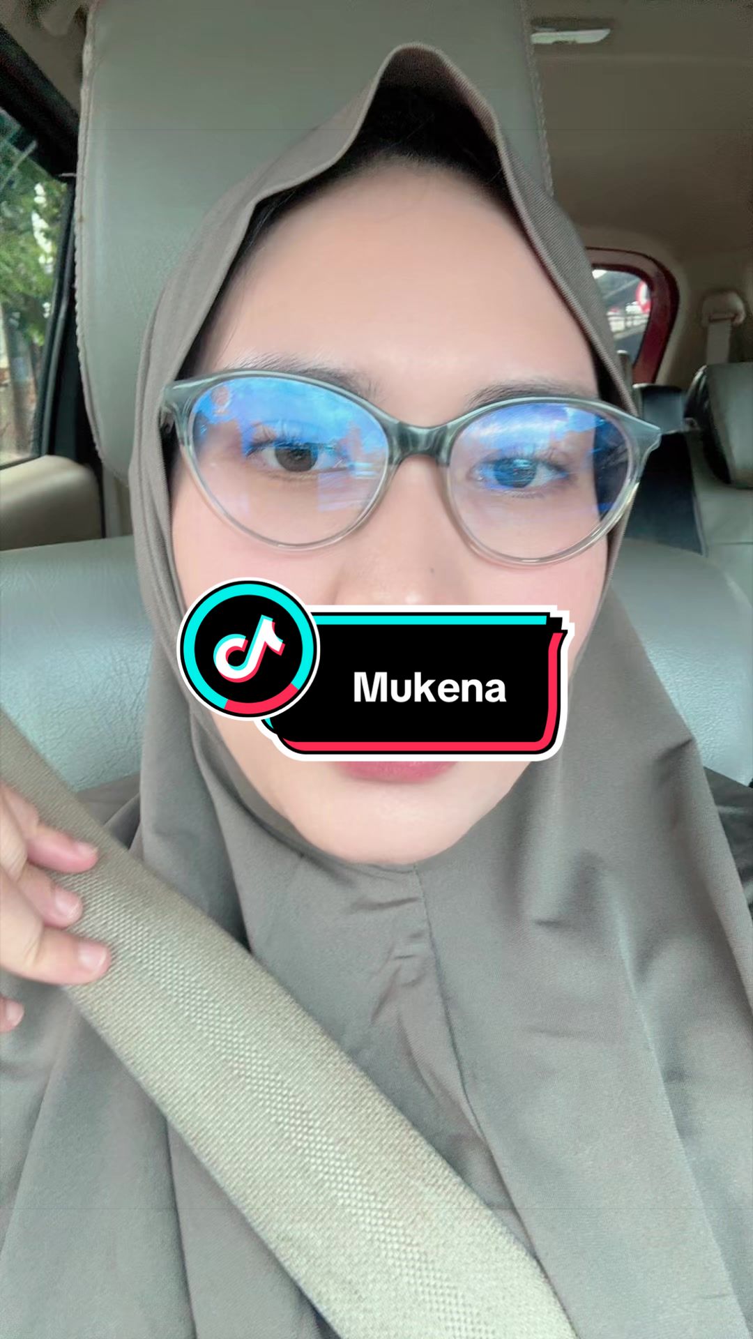 @Icabeee_