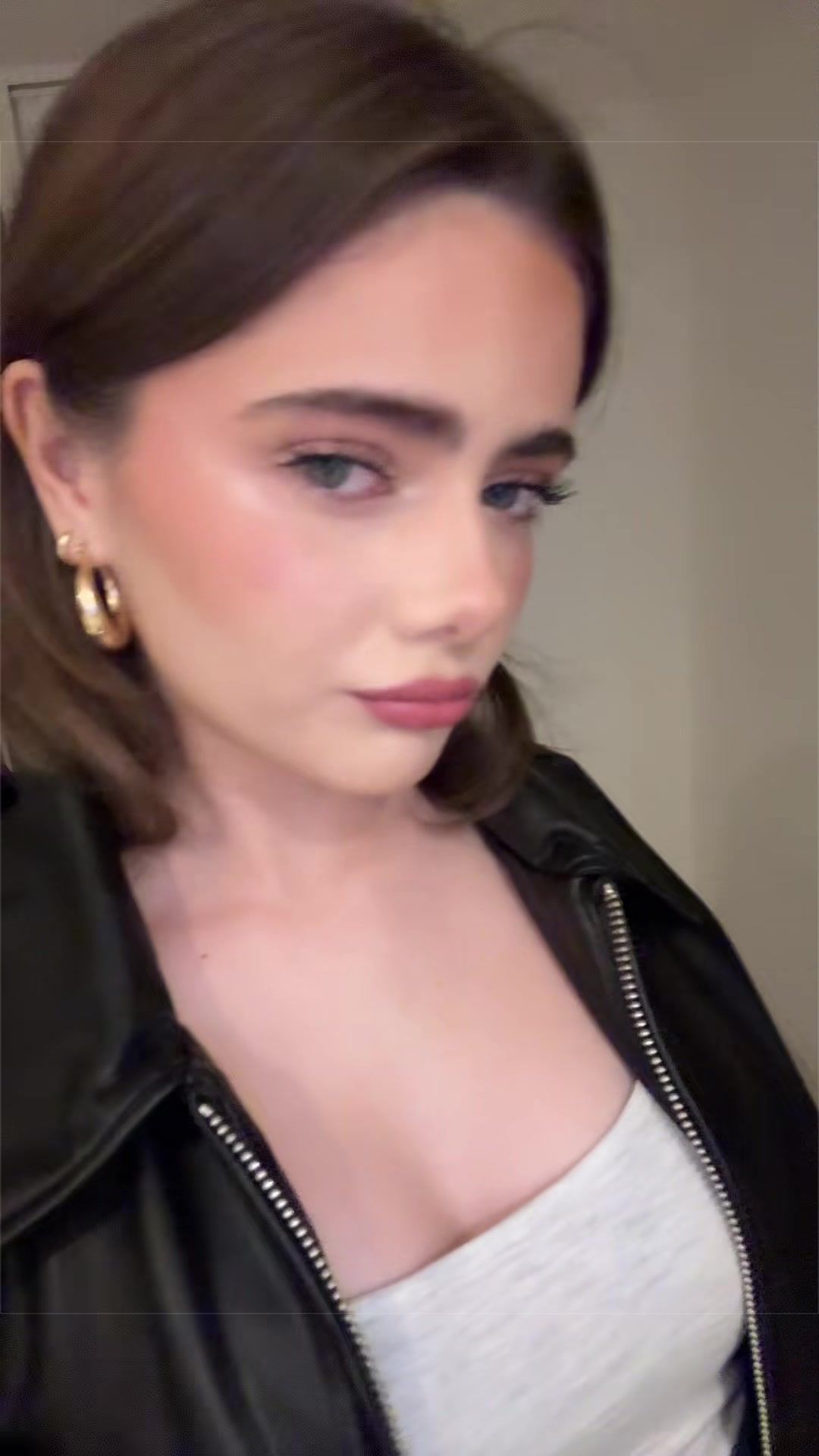 @Bella❗️