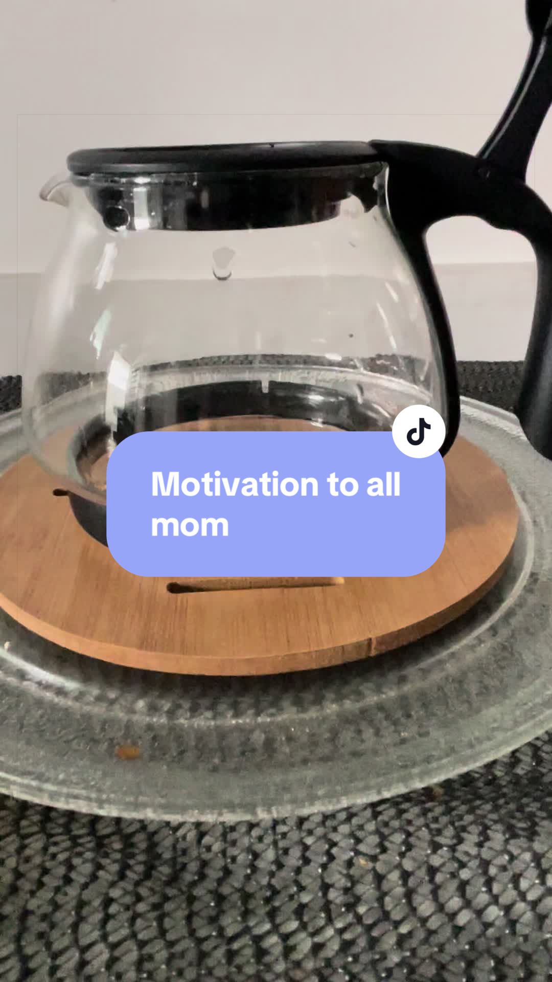 @madamciknon