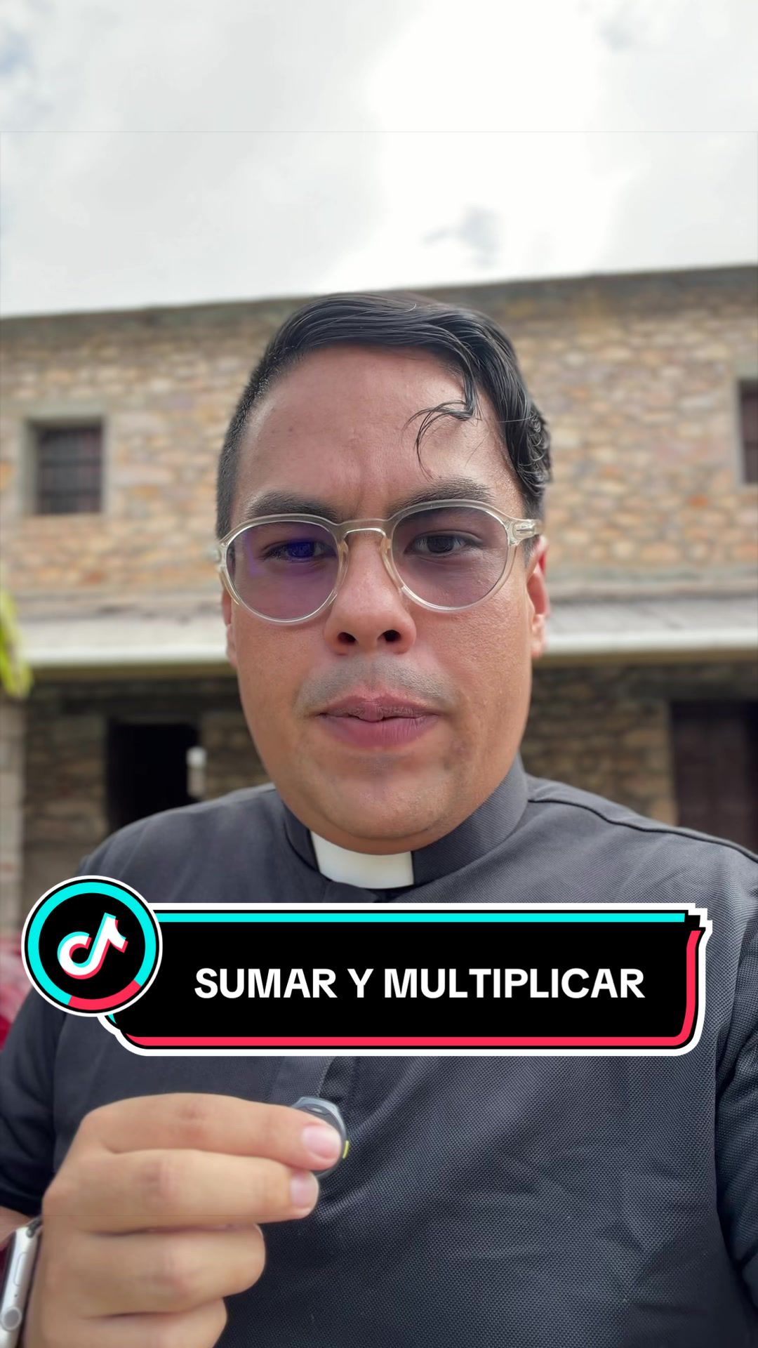 @Padre Arcangel Casique