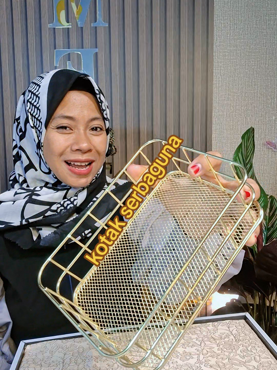 @Siti Fatimah|Gift Box