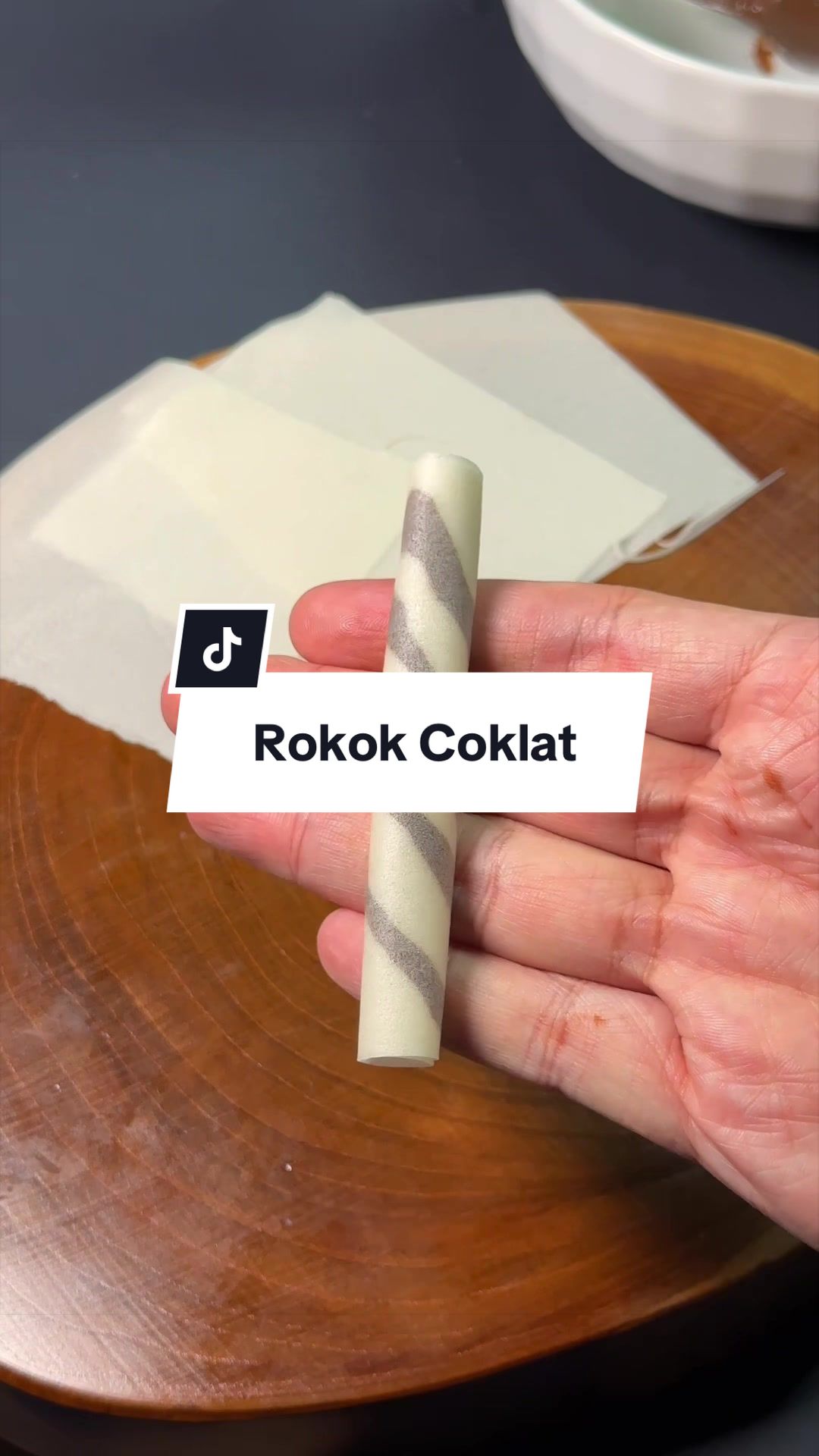 @AniqClone