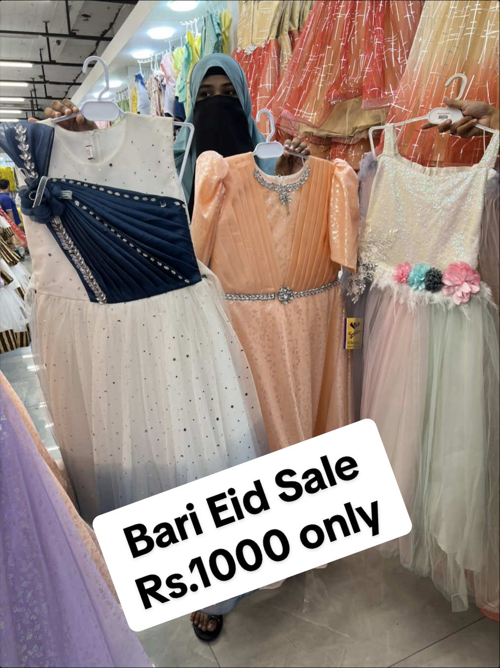 @🔴صباء سکندر (◕‿-)✌