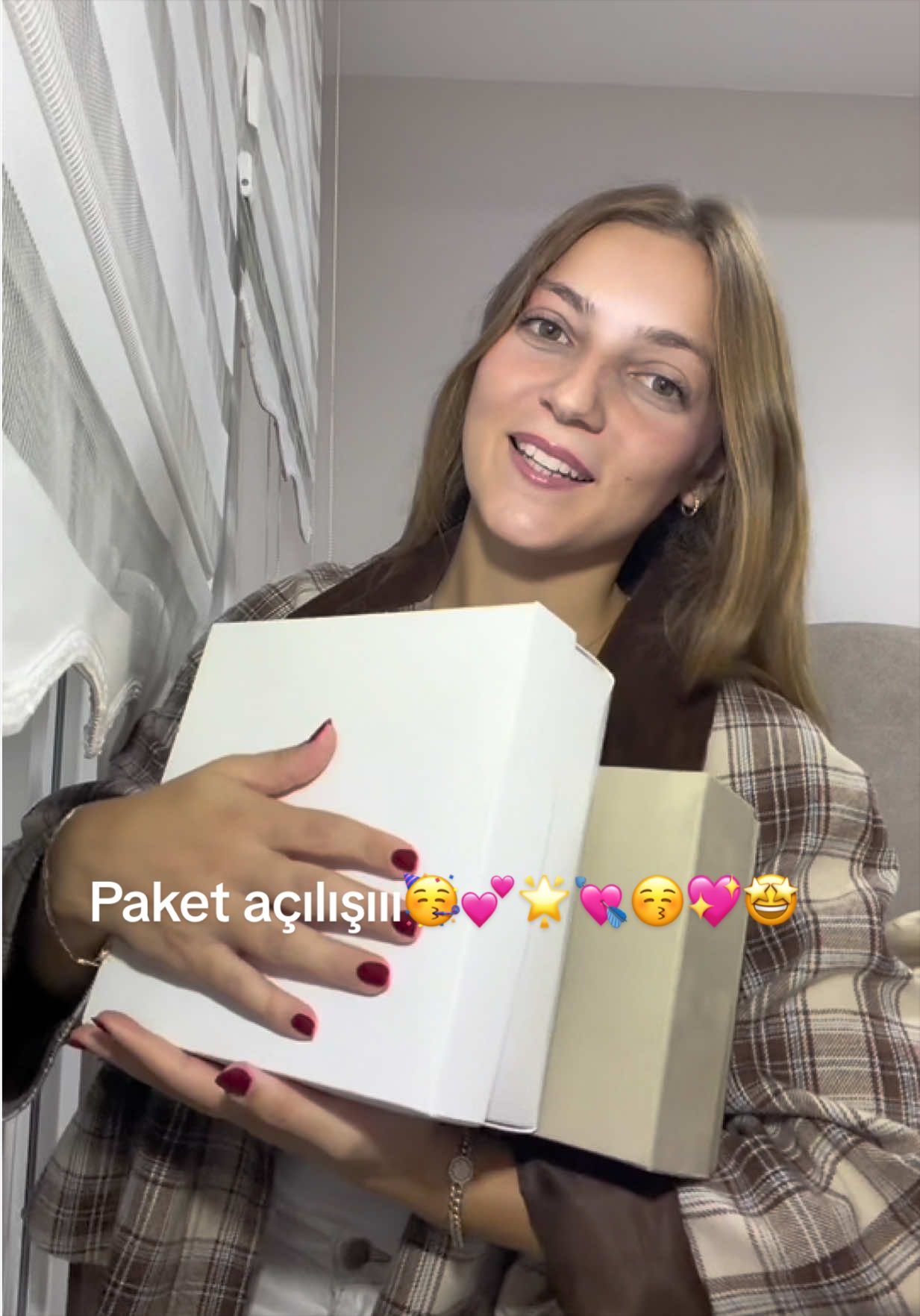 @Nazliibiber