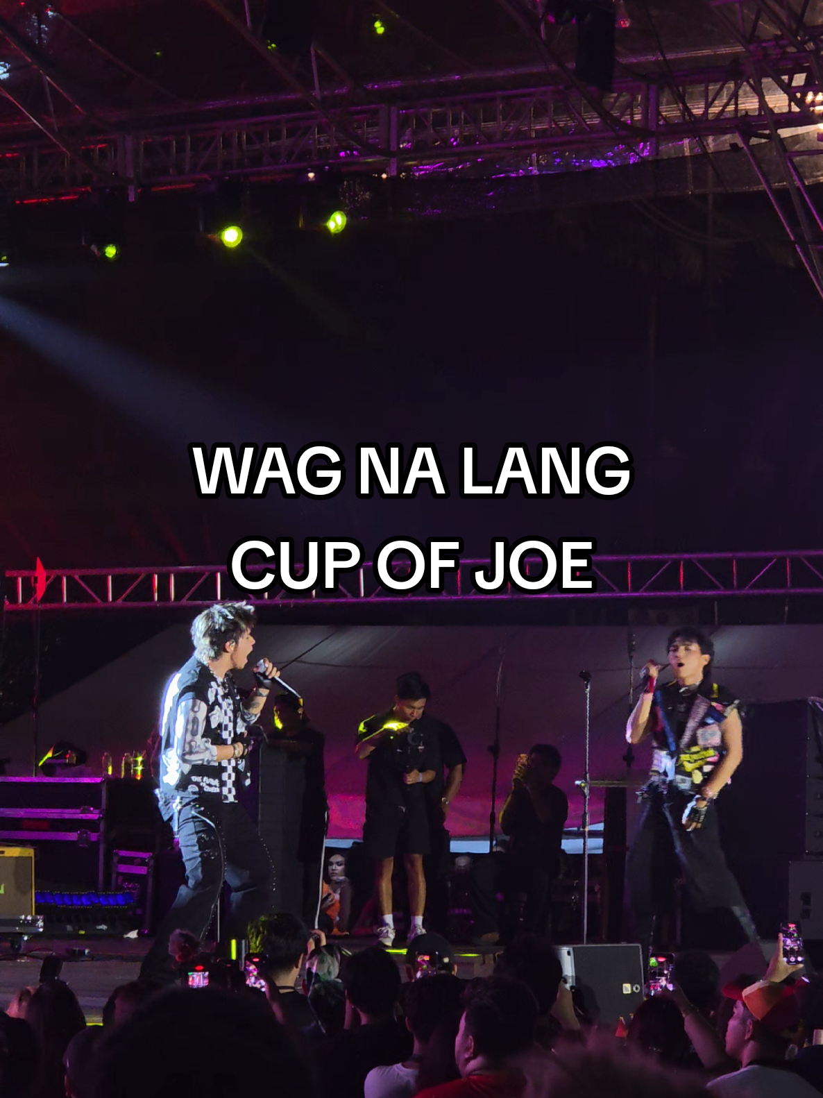 @janela