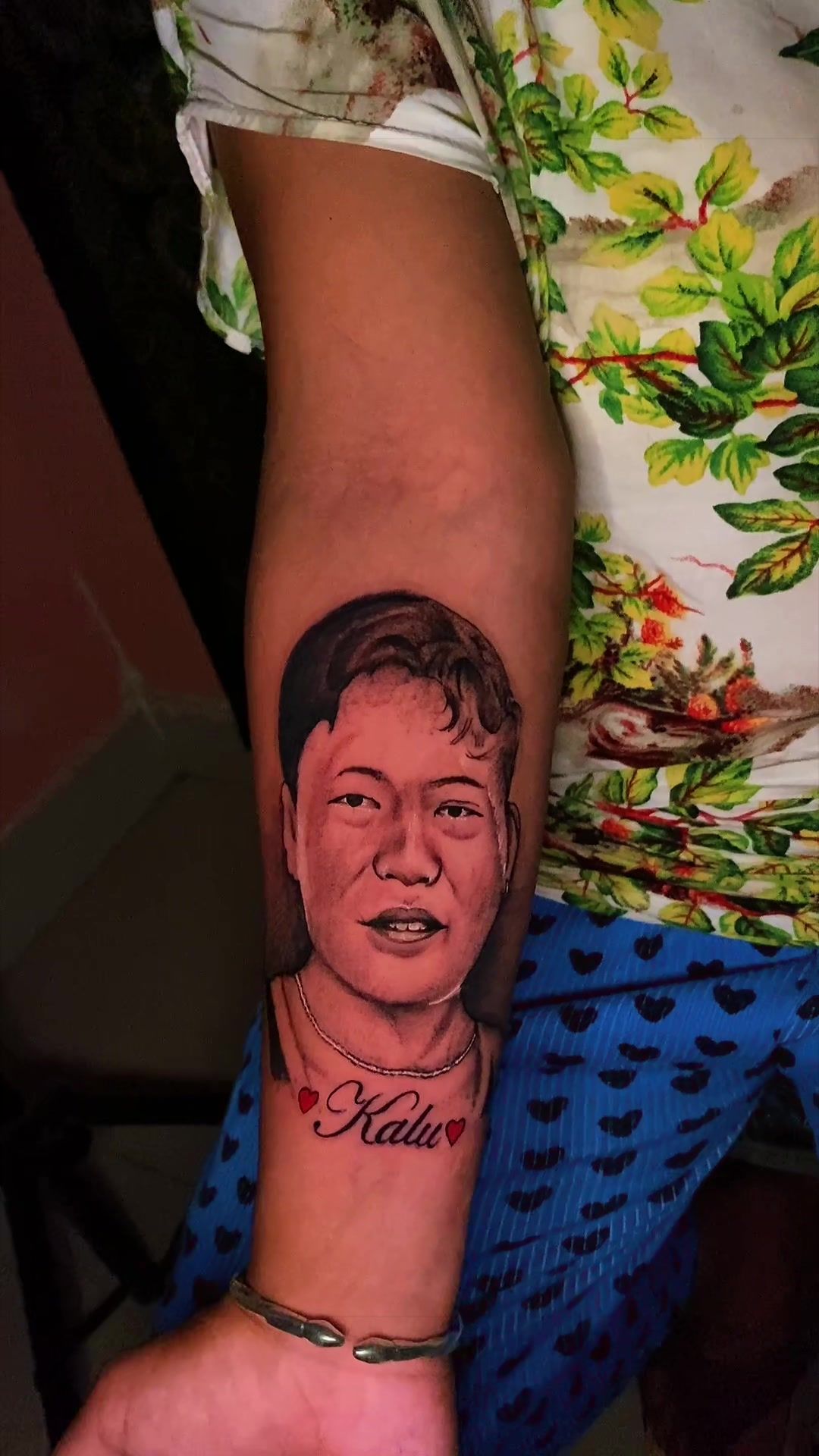 @Kamala&rsquo;s Tattoo9802237529