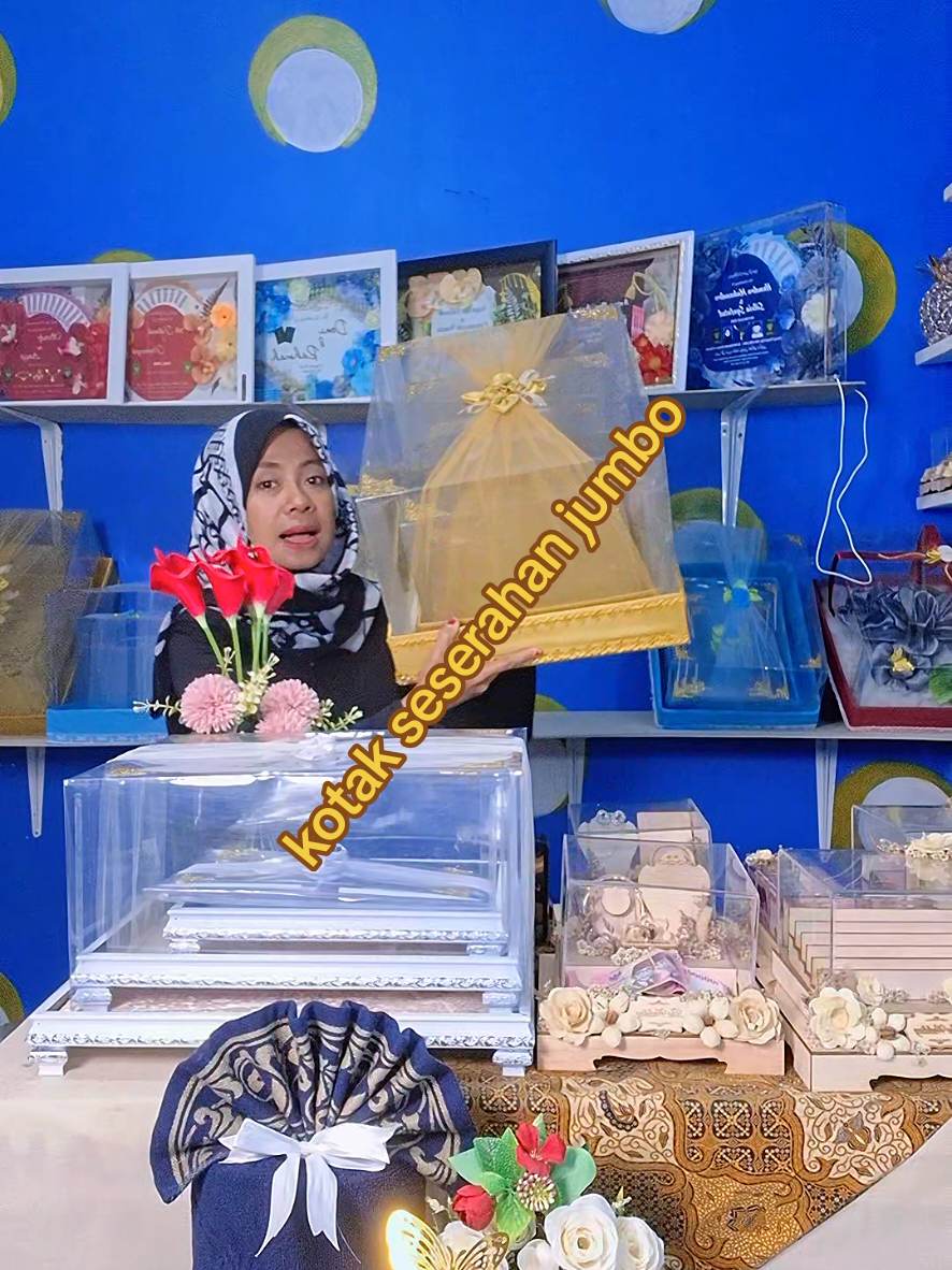 @Siti Fatimah|Gift Box
