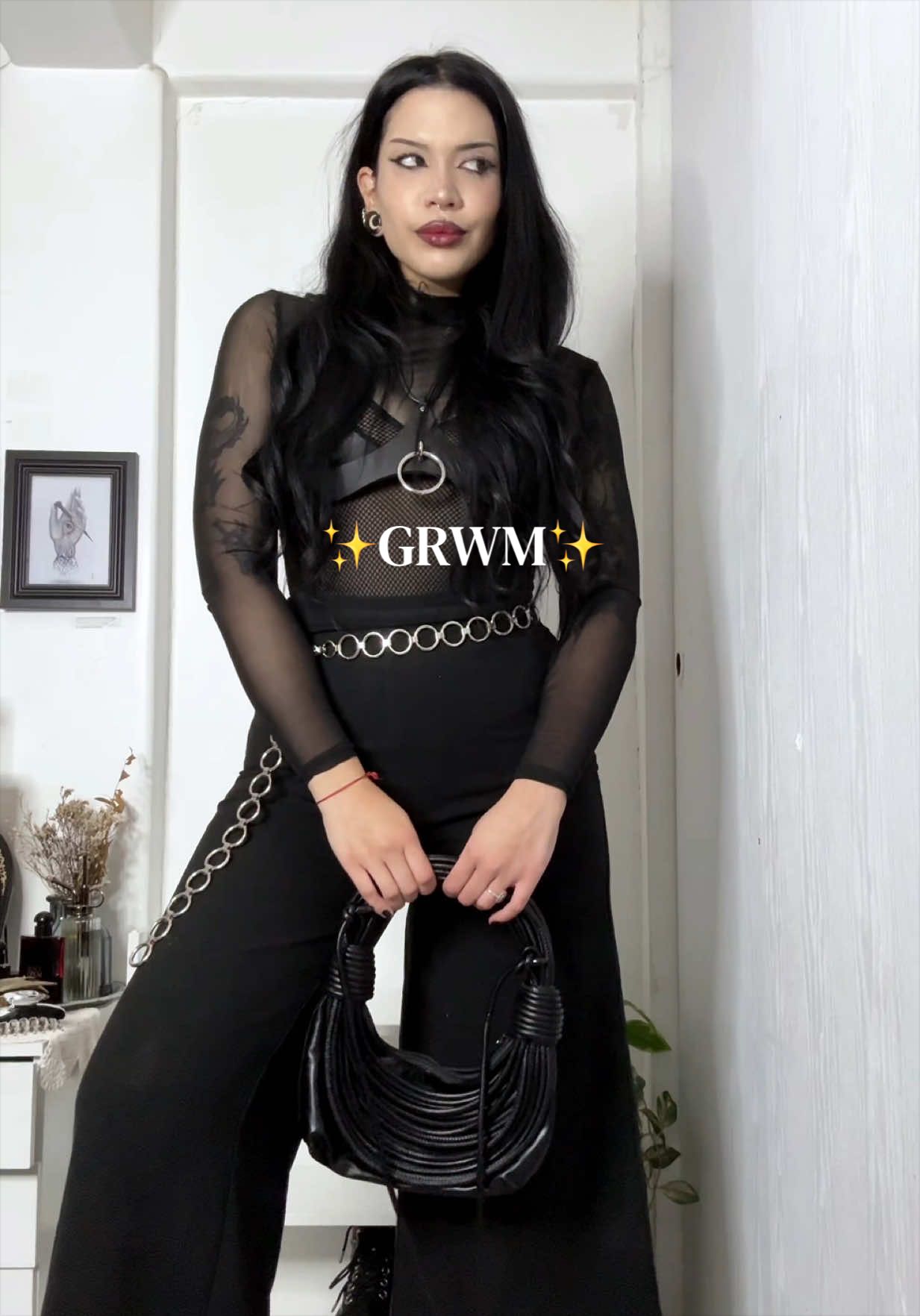 @PAULINA🦇