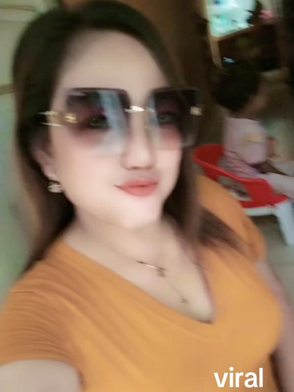 @putri shofia04