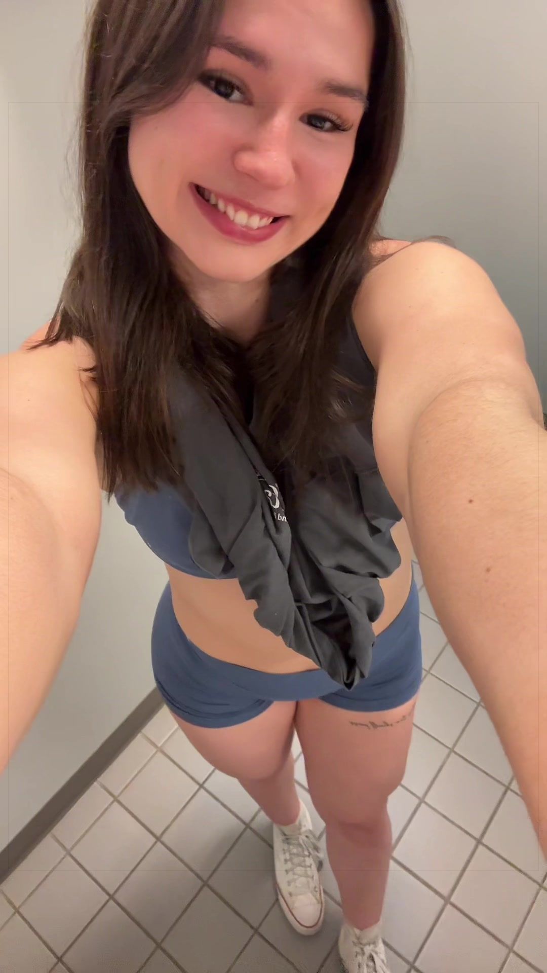 @avemoyerfit
