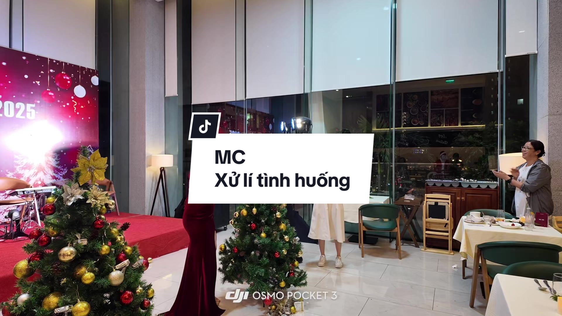 @Laura VN Local | Mc & Guide