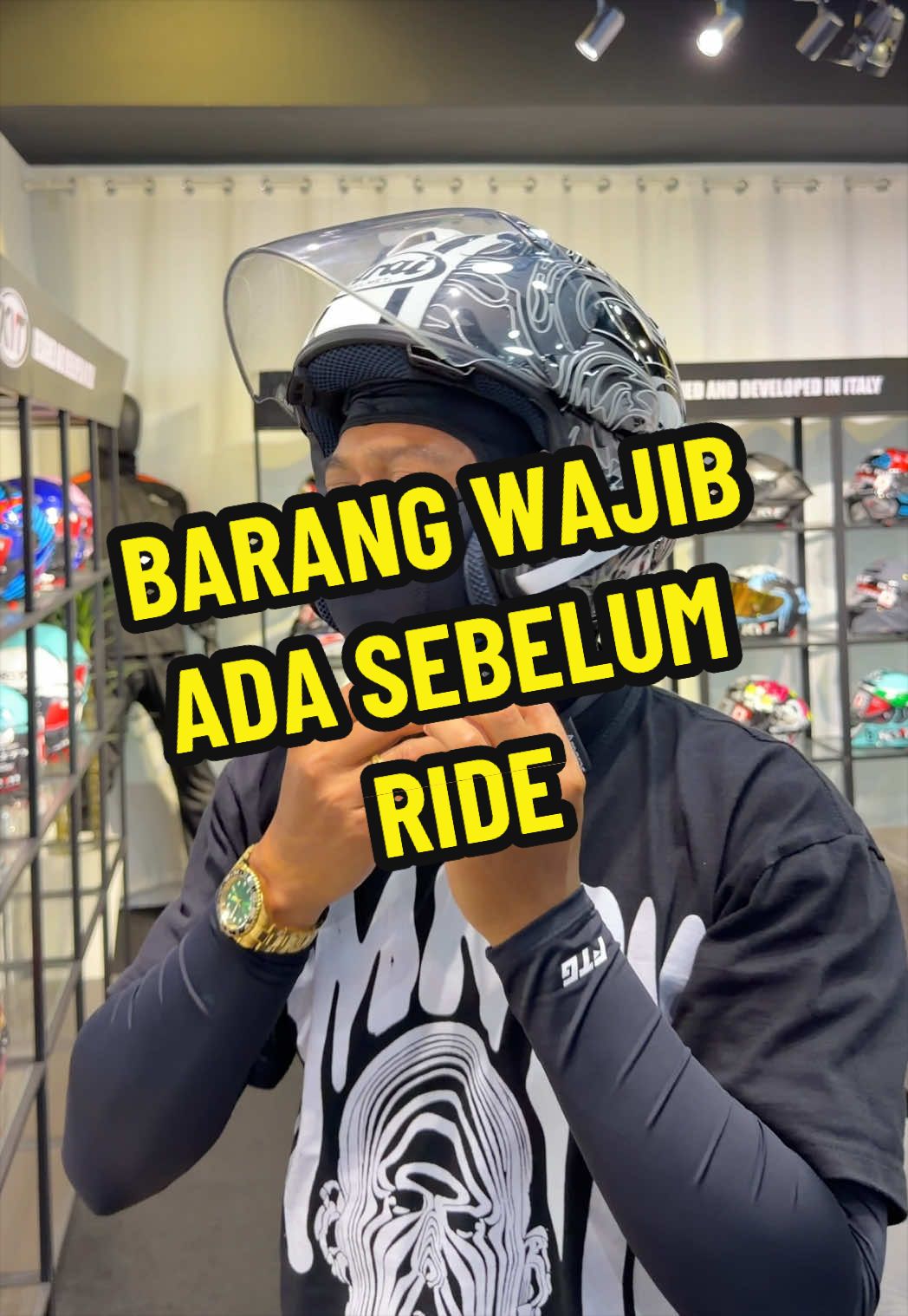 @Kedai Penjual Helmet