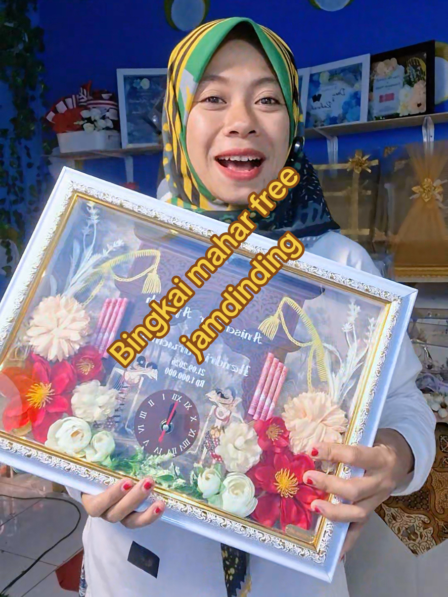 @Siti Fatimah|Gift Box