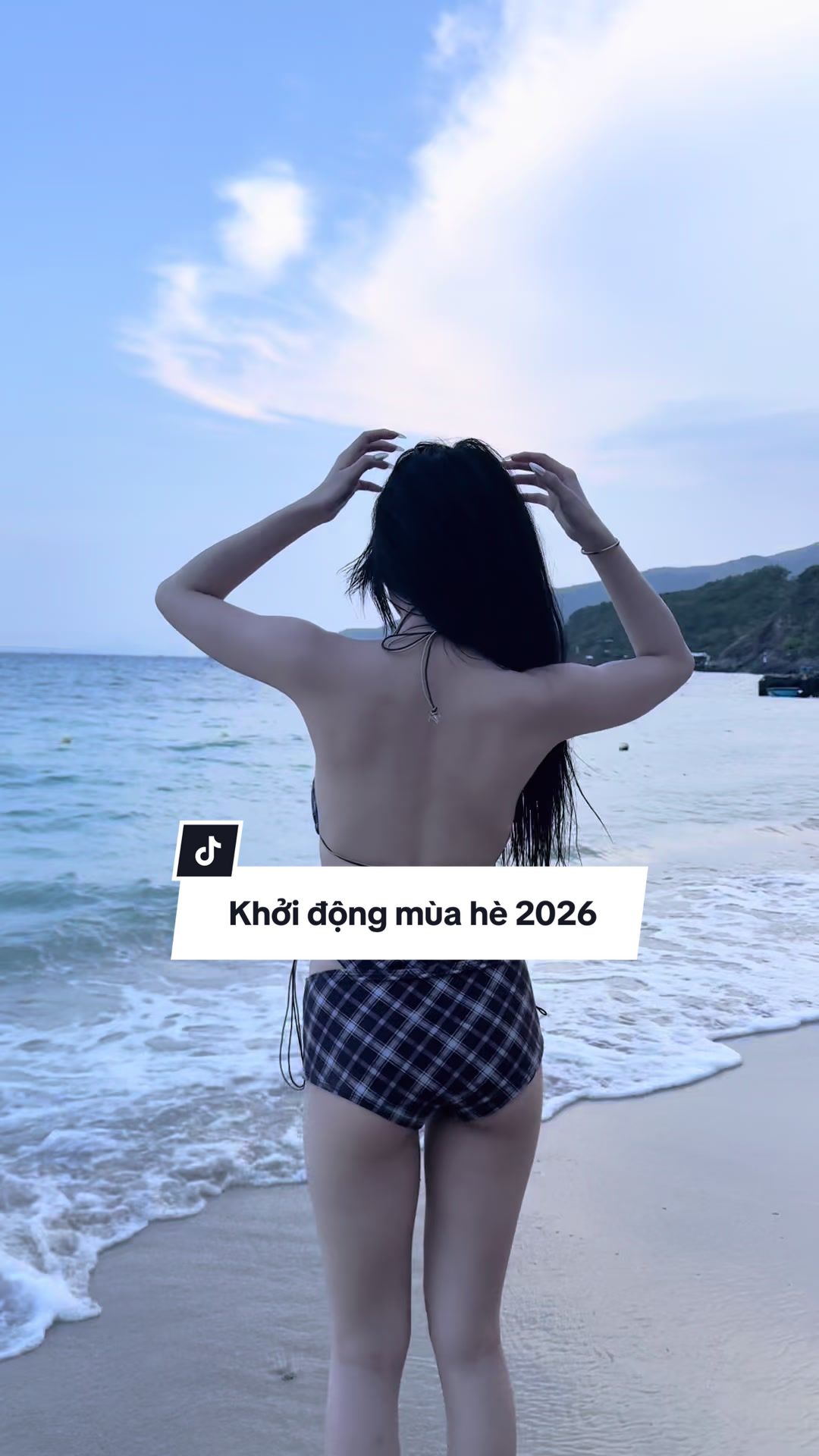 @Bikini-Trending