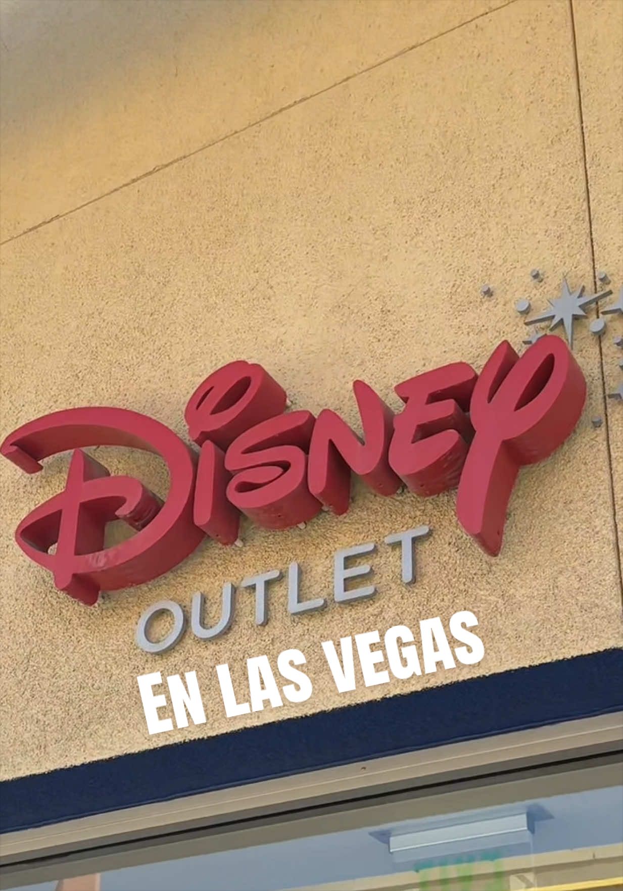 @Criss Ponce/ Travel-F1- Disney