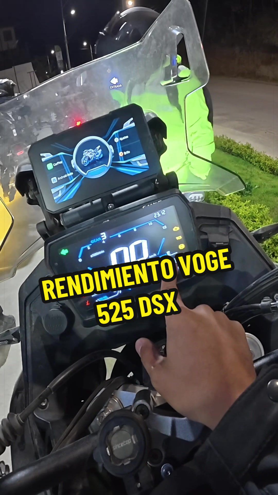 @Ramiro Alexander | Motoviajero