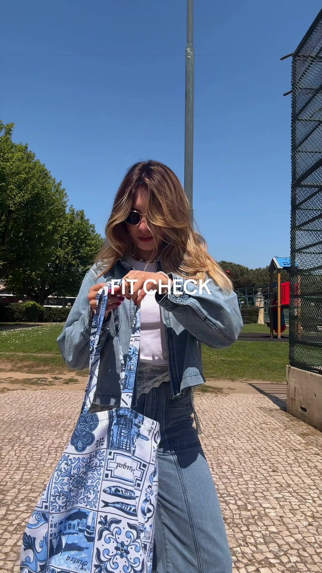@Laura konno