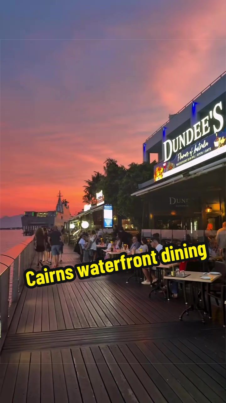 @Dundee’s on the Waterfront
