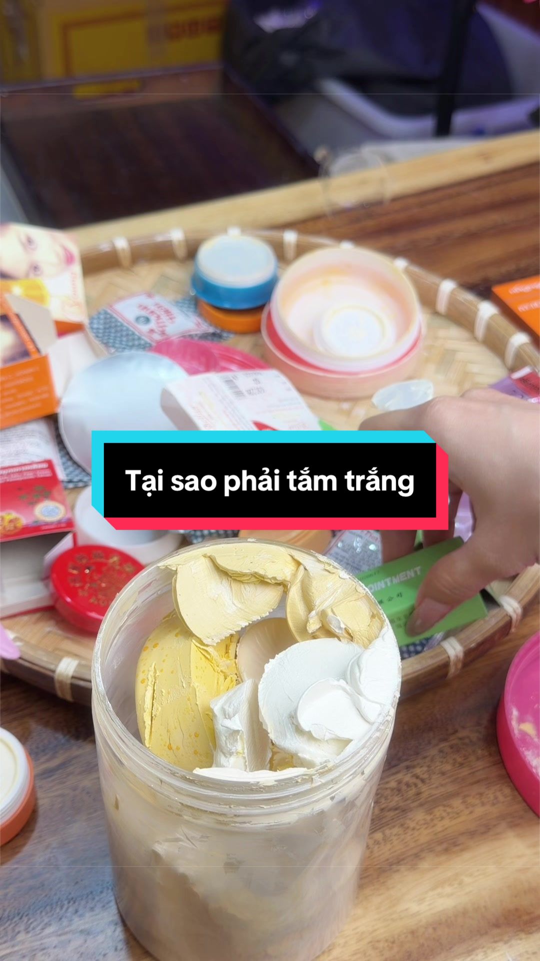 @Bà Tám Da Dẻ