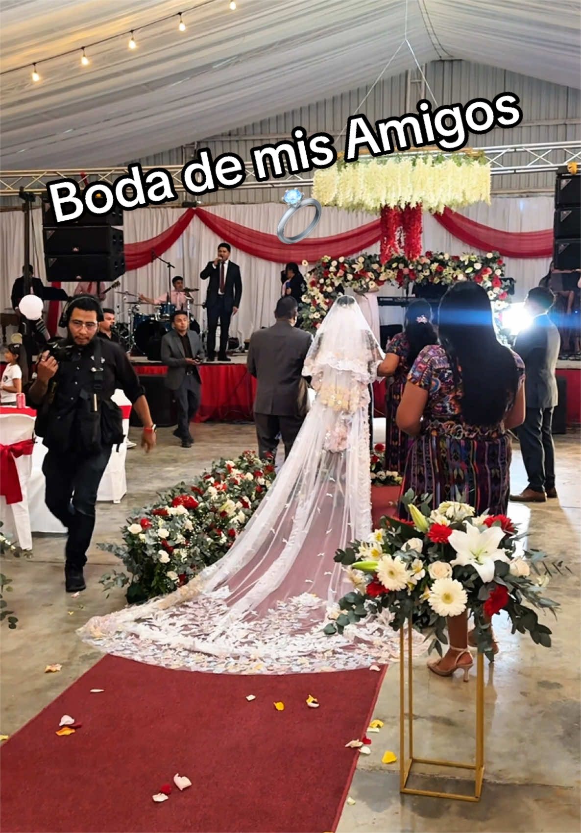 @Josh Alonzo 🤩 | ChuladaMayor