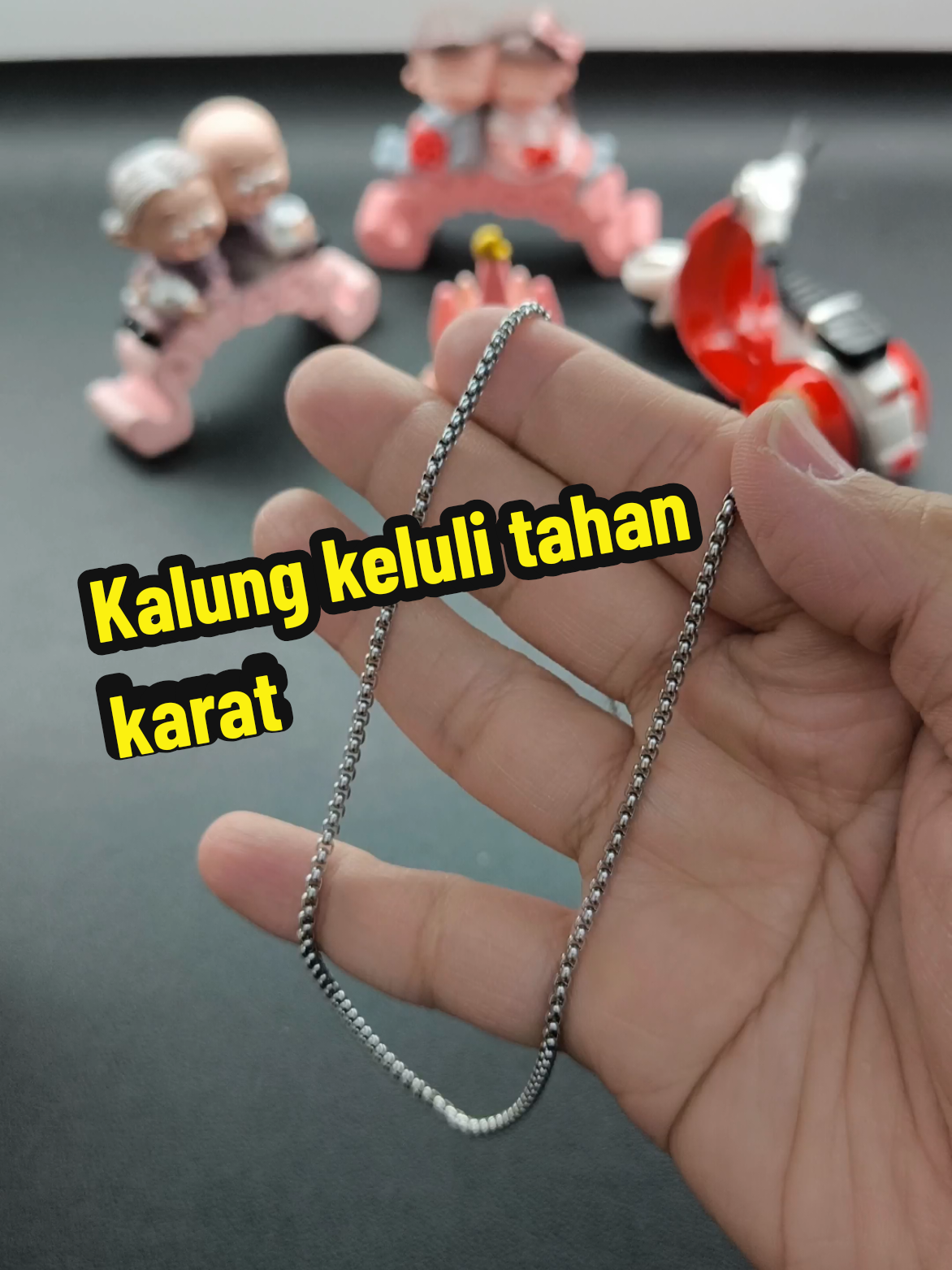 @FashionForUshop