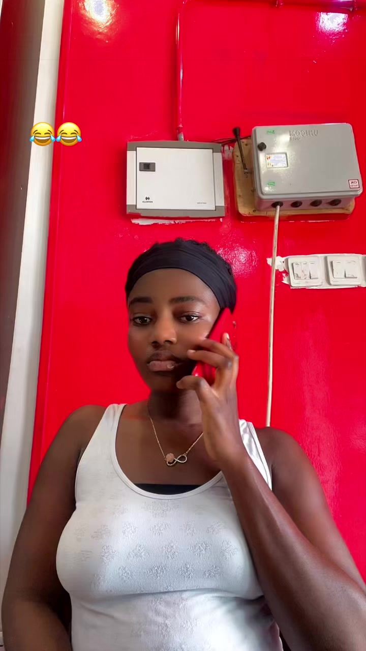 @AWURAA ðABENA @19
