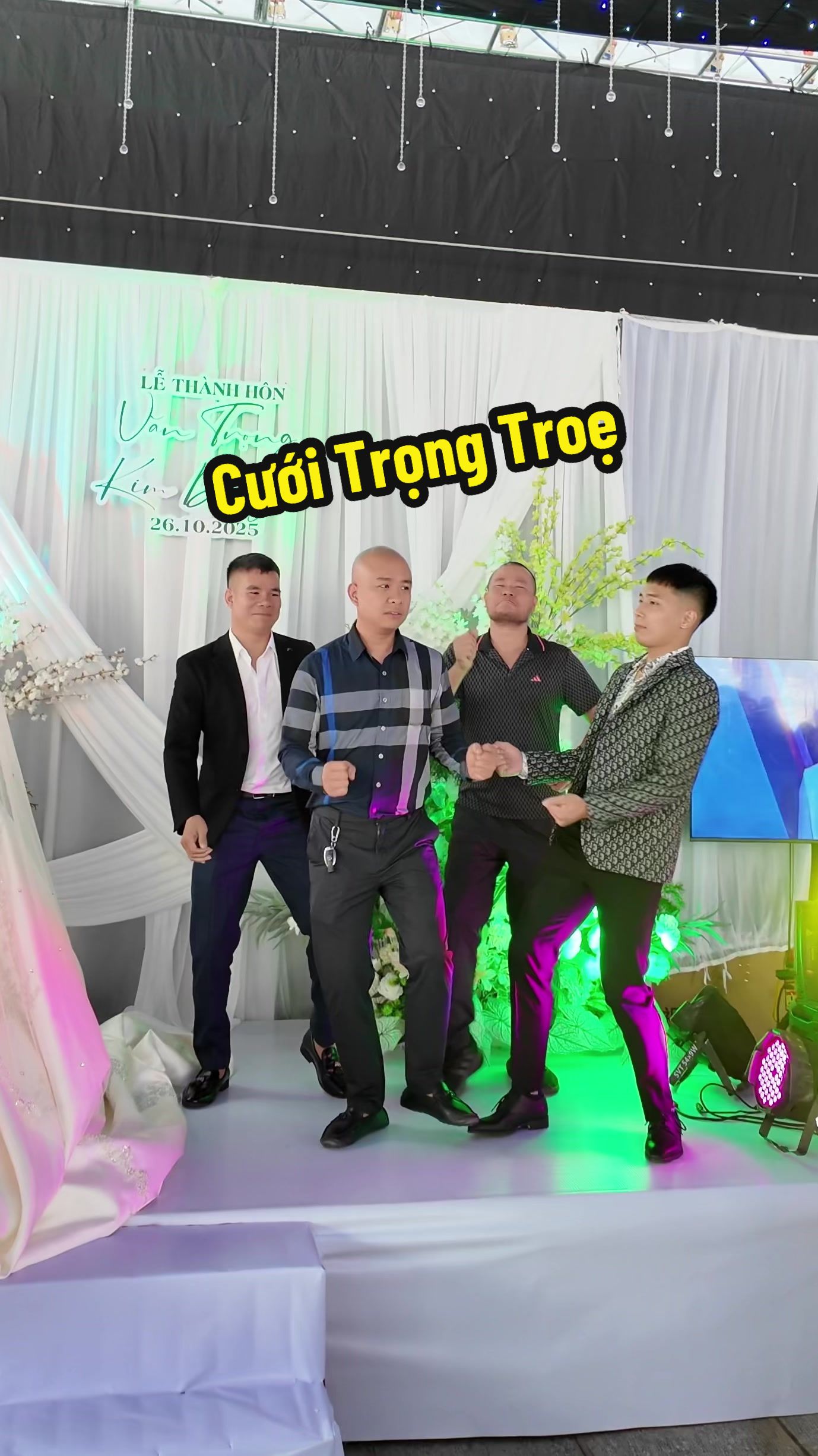 @Lưu Việt