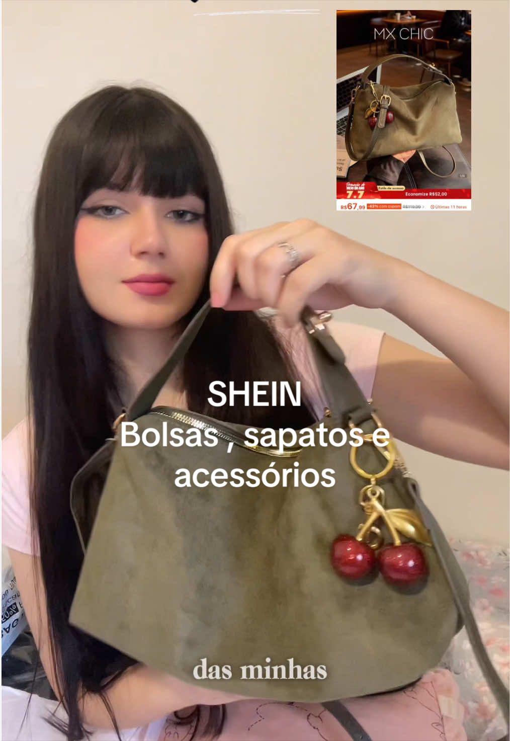 @Livia Cury