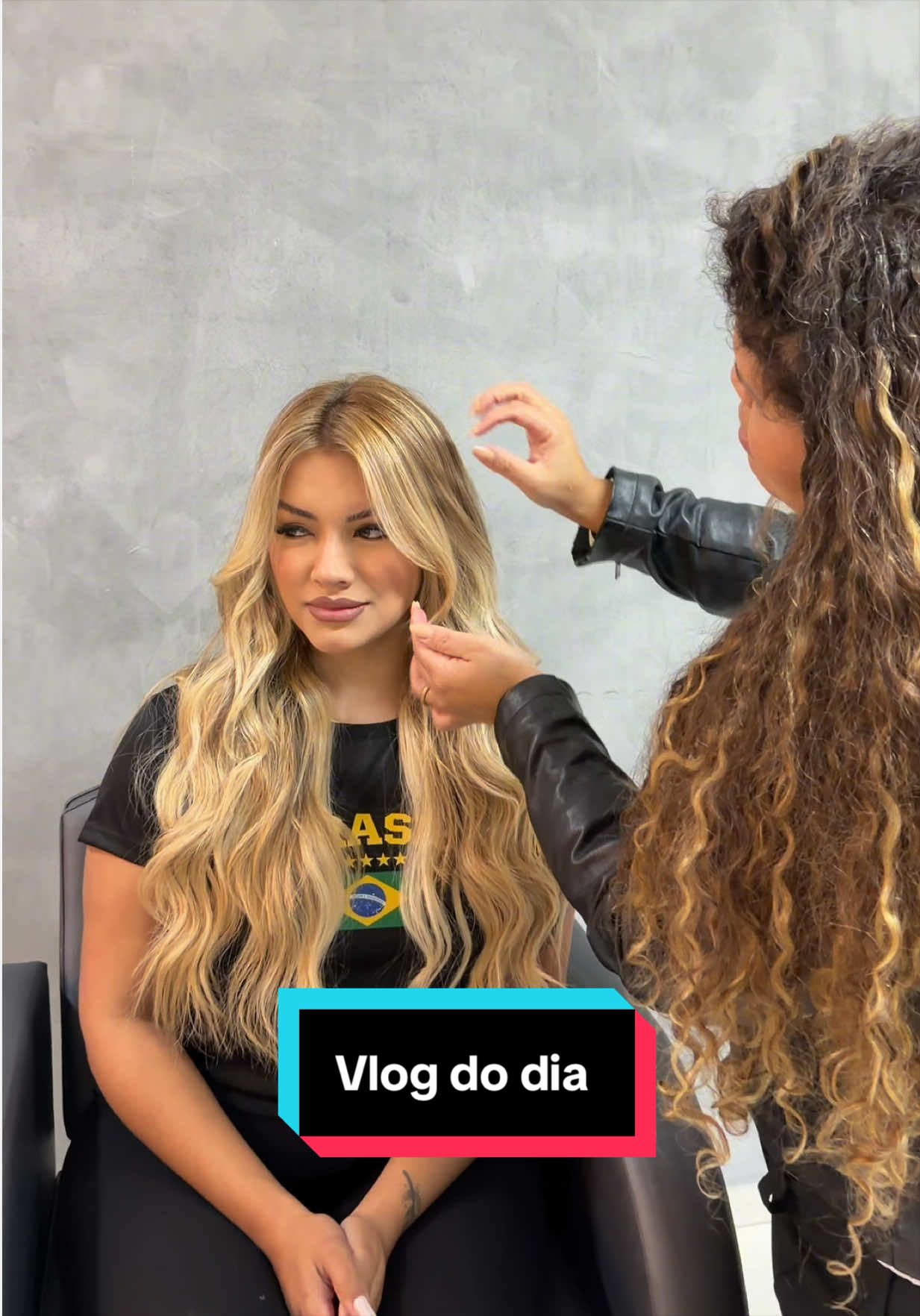 @Alessandra Andrade