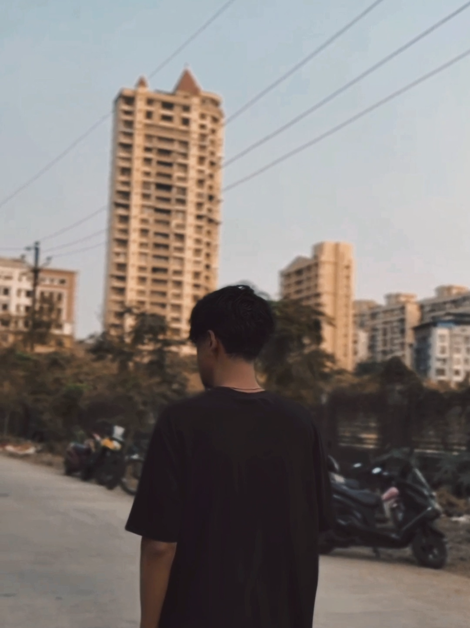 @Anish Thakuree.🪽