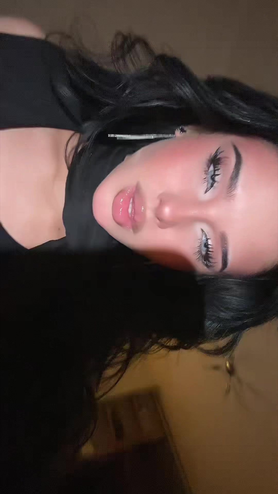 @𝑱_𝒁_𝑲𝑬𝒀