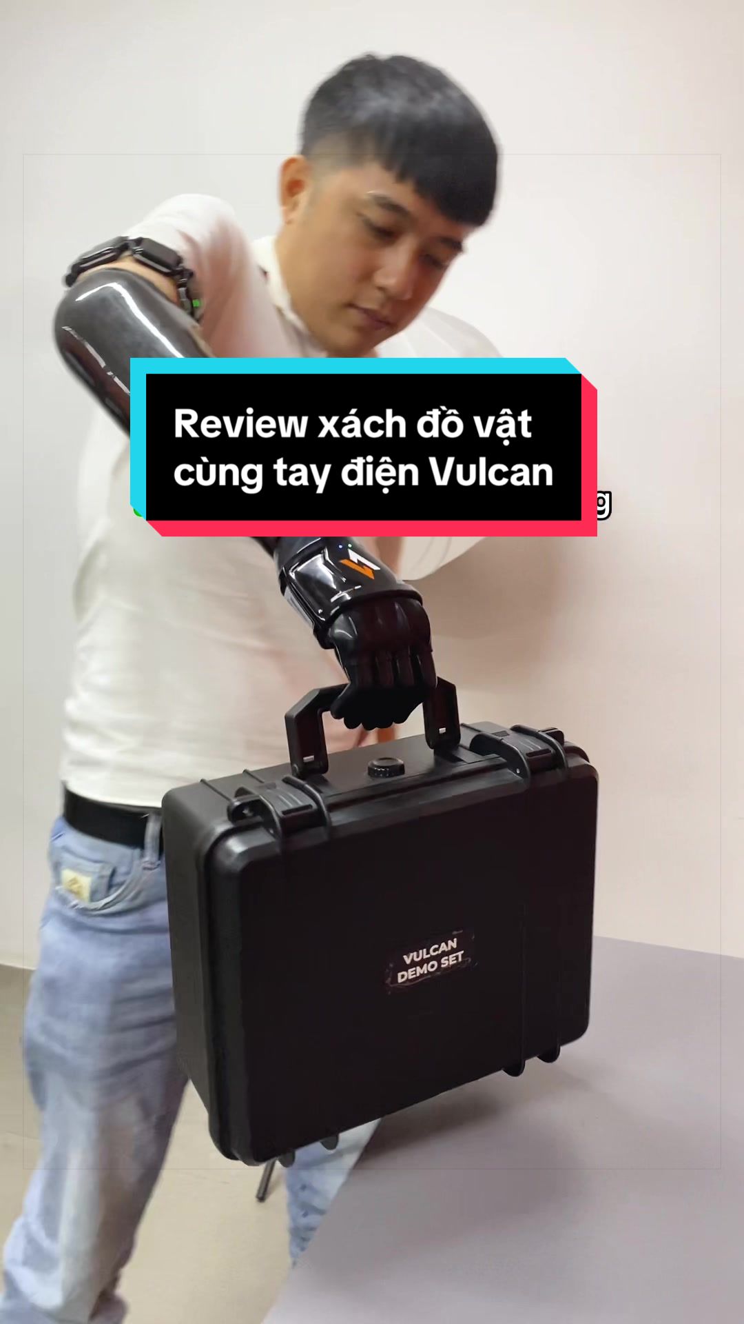@Tay Giả Điện Chức Năng Vulcan