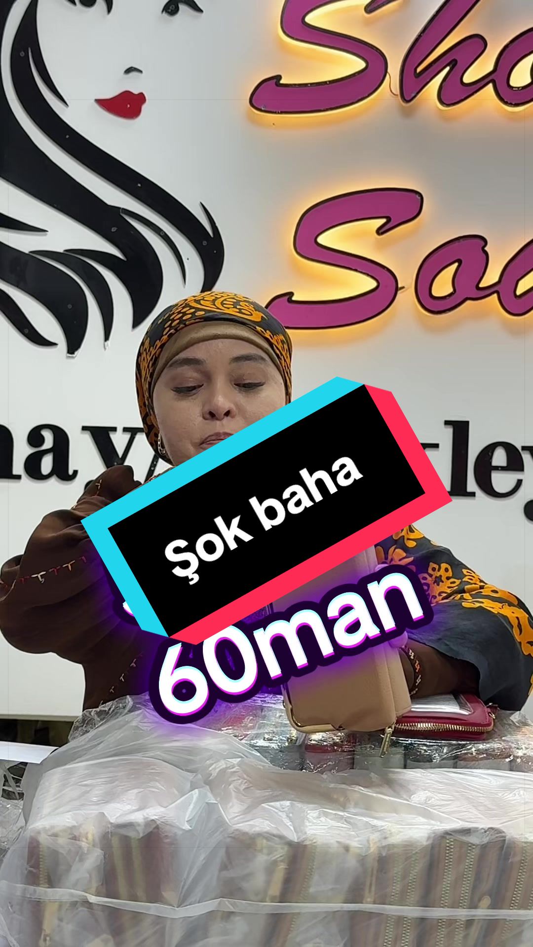 @ShowlySowda