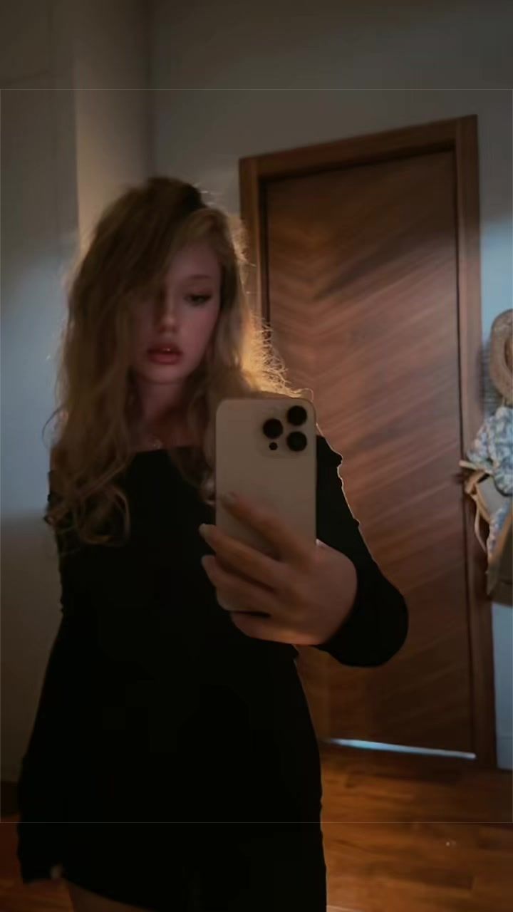 @Barbara🧿