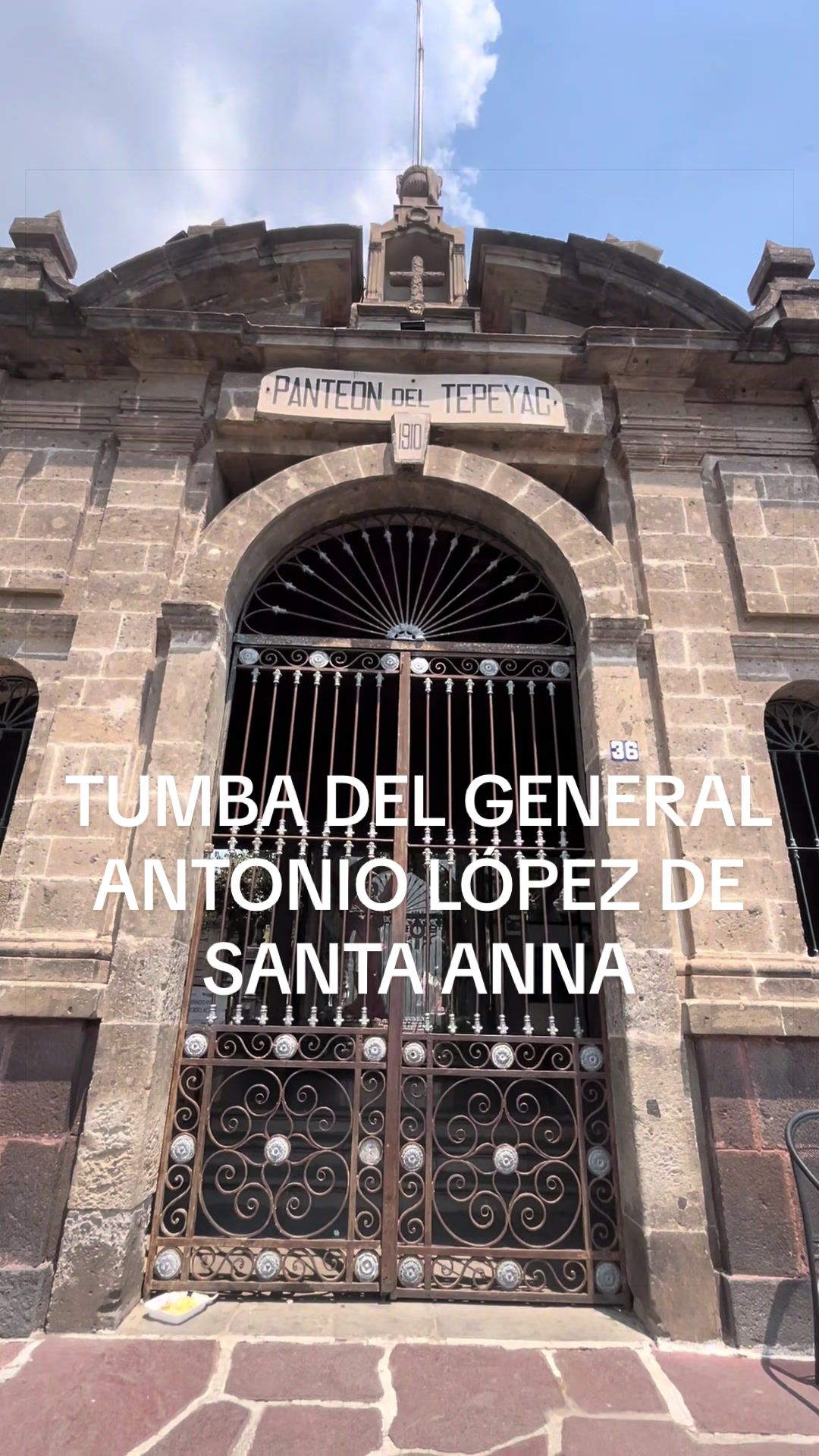 @RECORRIENDO LA HISTORIA