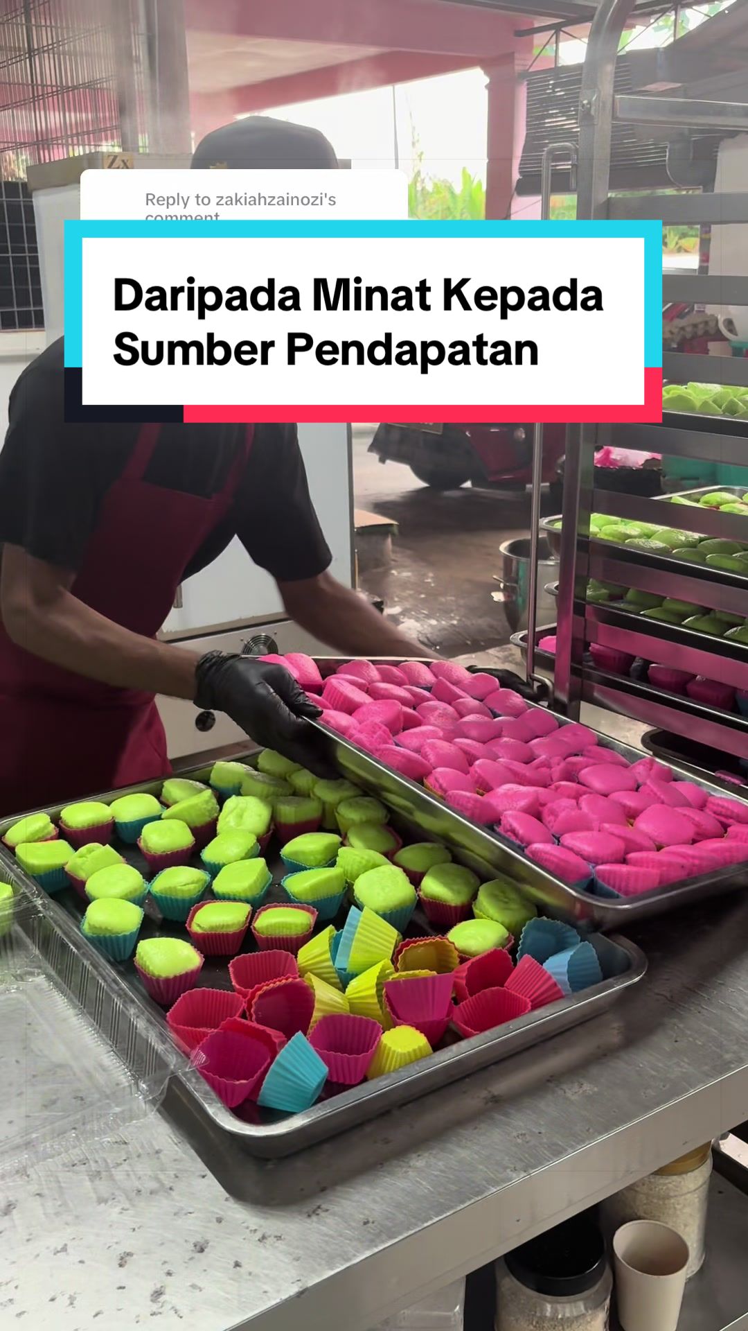 @Pakcik Si Penjual Kuih