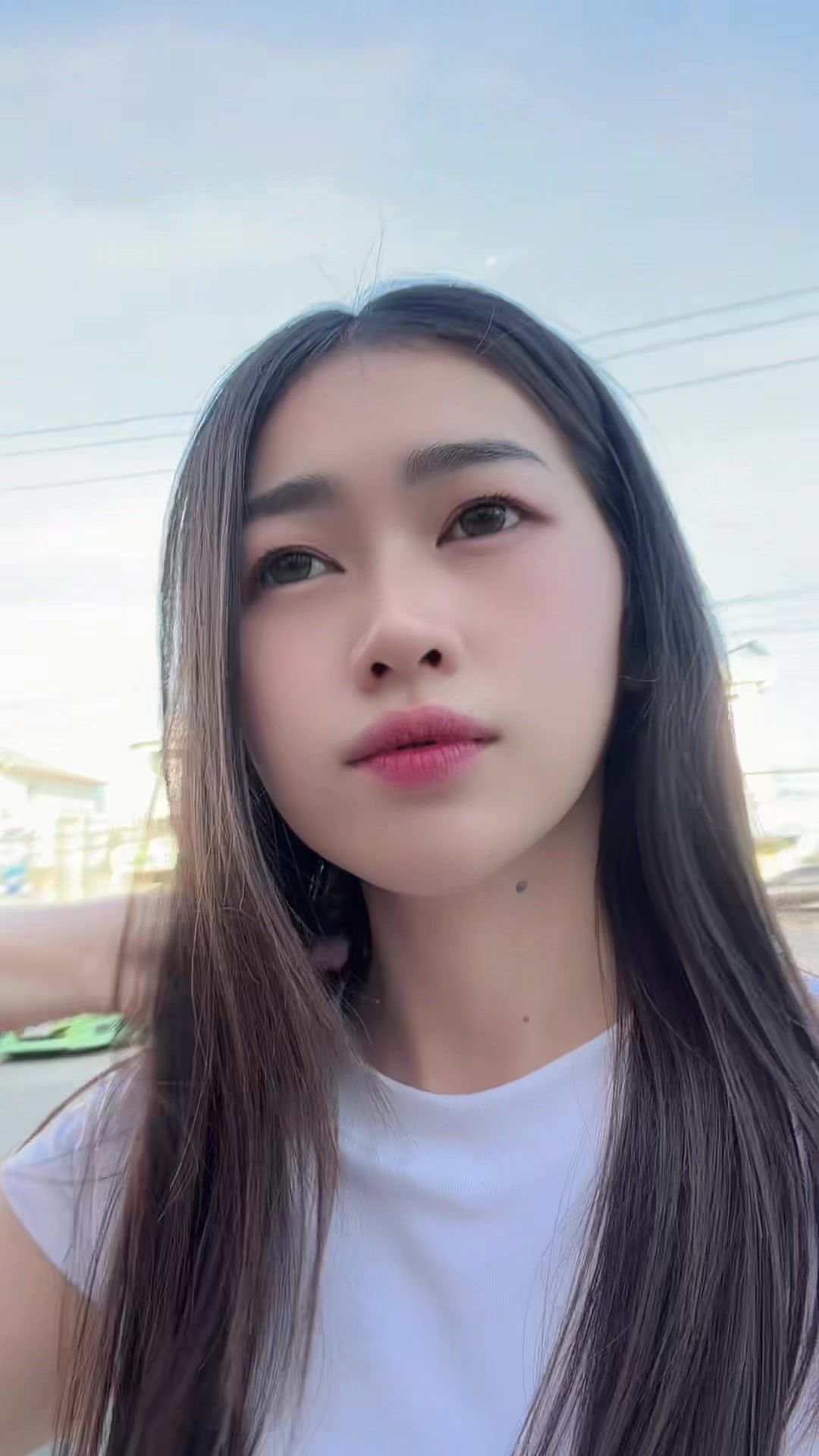 @พลอยใส 🦋