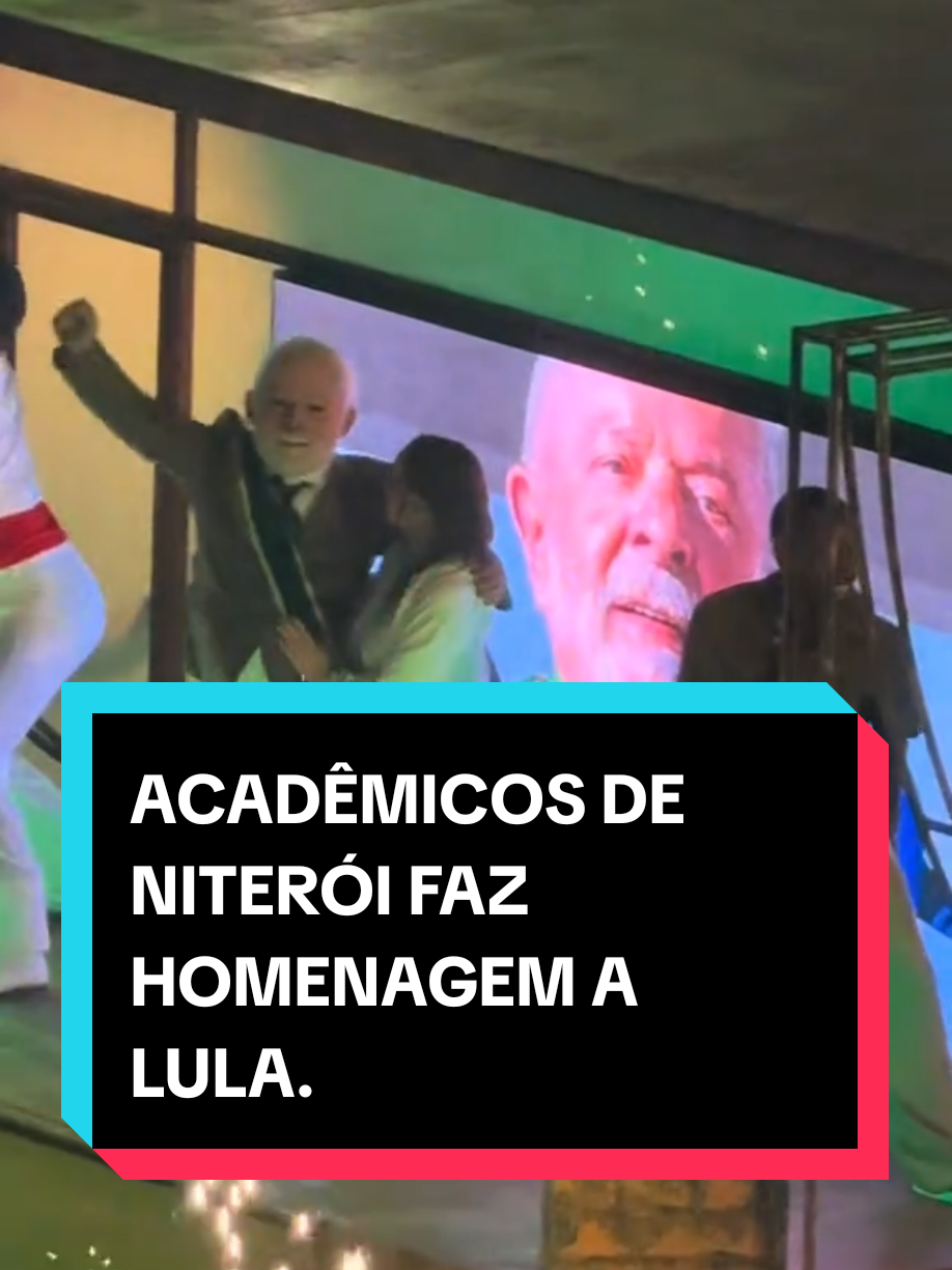 @Pol&iacute;tica &eacute; Pop