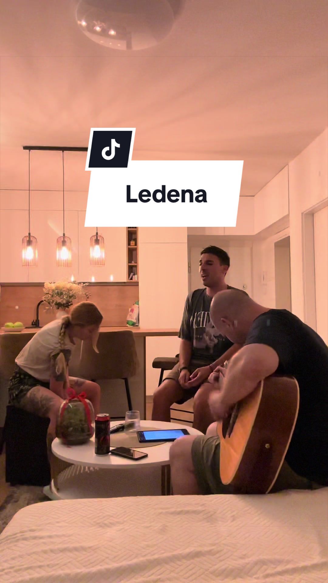 @Dinča