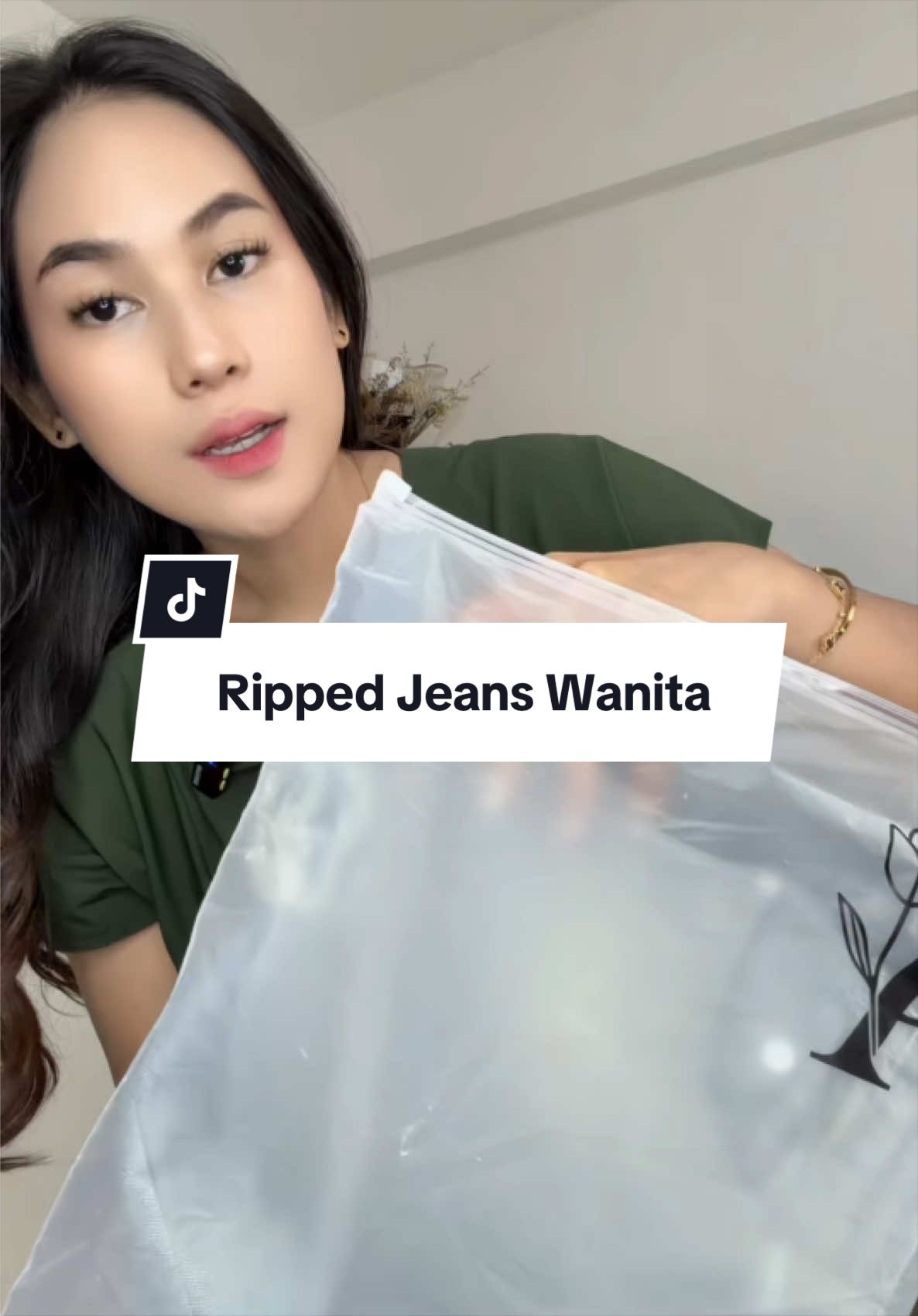 @CIA SUKA REVIEW🛍️🛒💅👗👙👠👜