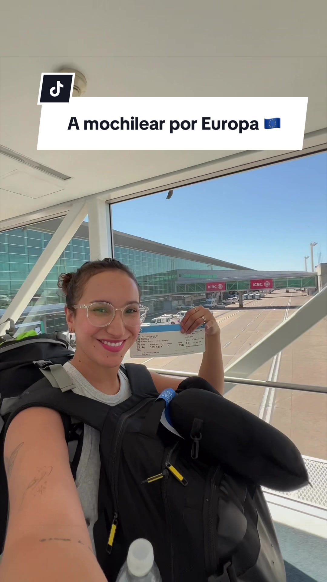 @Cami | Travel & Work
