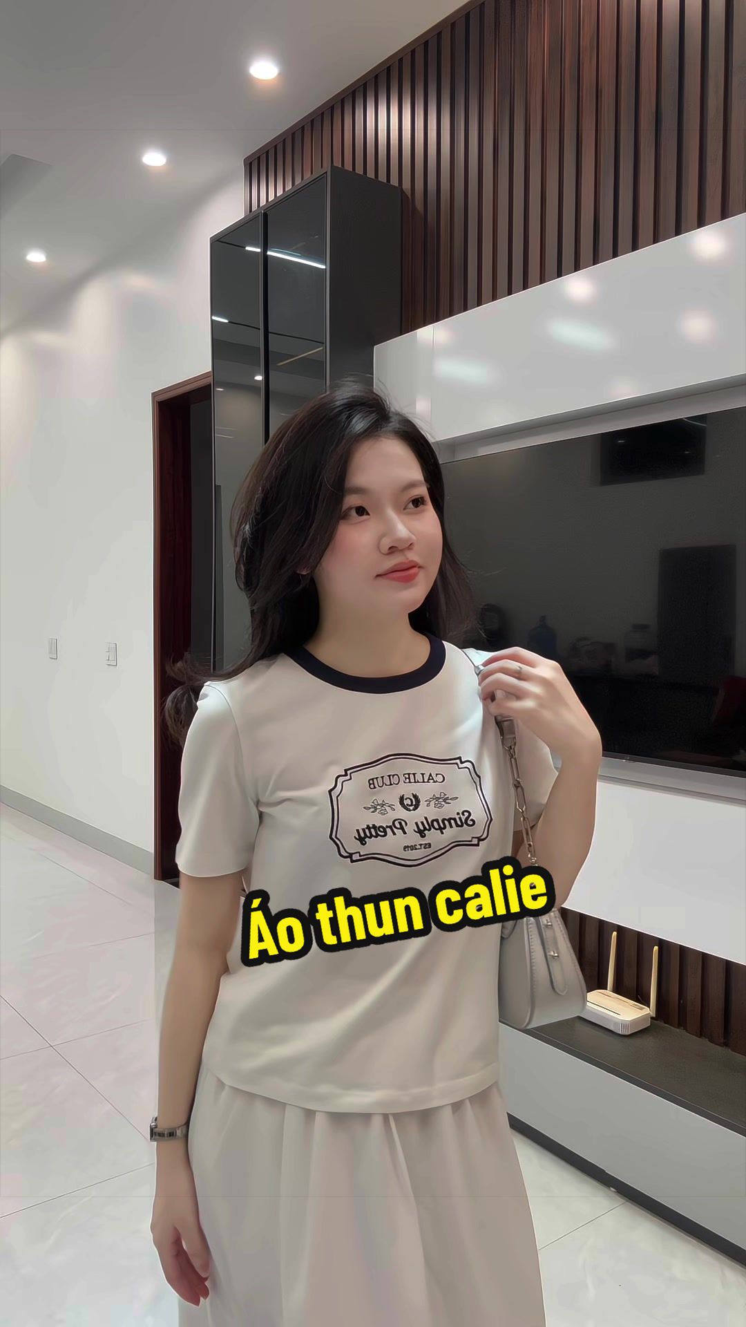 @Hằng t&uacute;n 👻